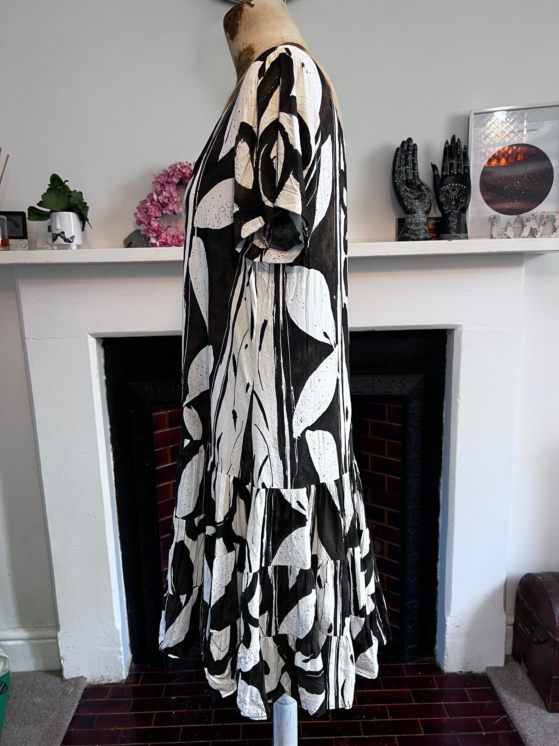 Vintage Black White 80s Smock Dress RaRa Dress With Pockets- Vintage Smock Dress small