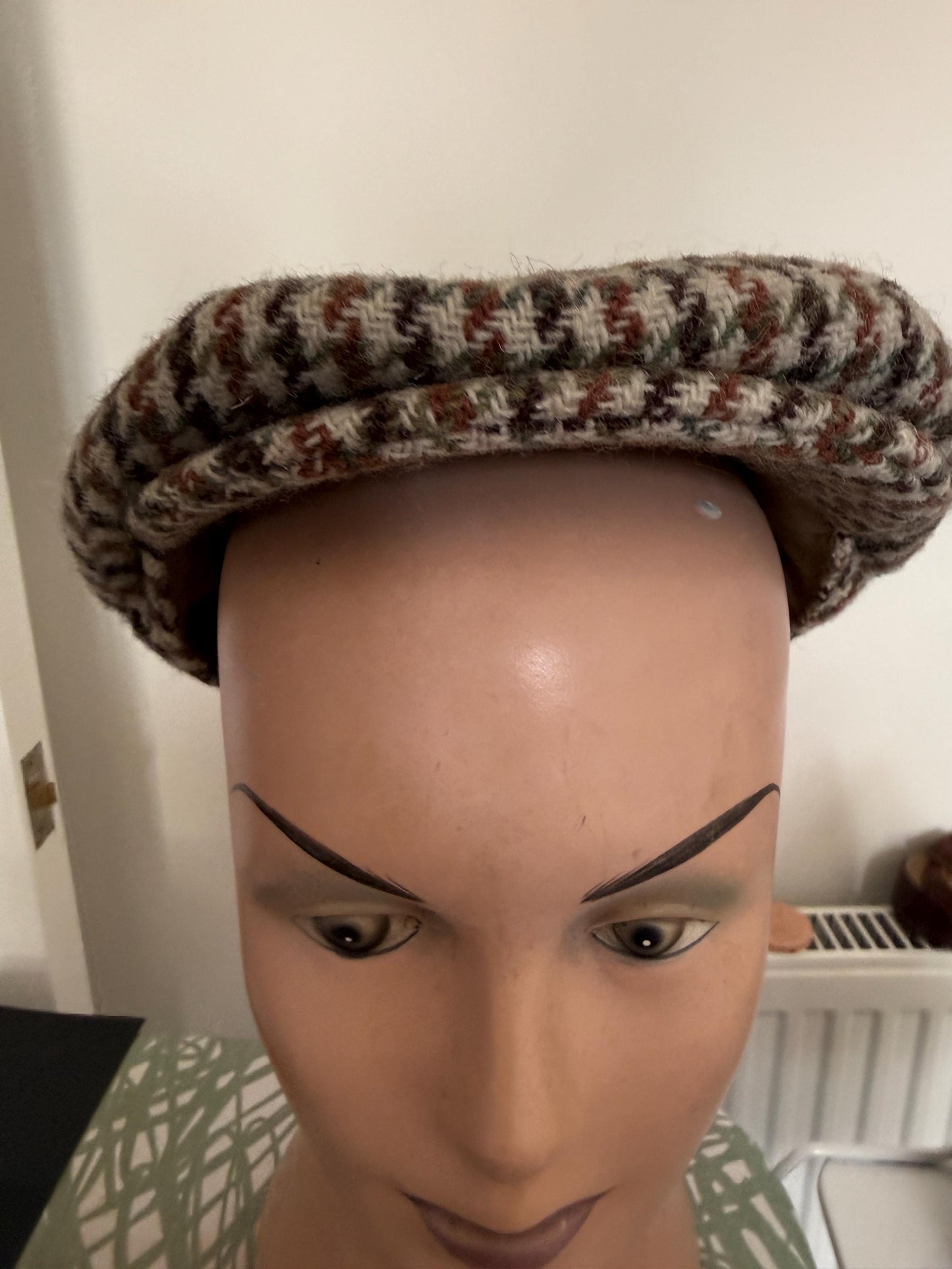 Vintage Dunn & Co Harris Tweed Flat Cap, Rutland County Wool Hat Size 57