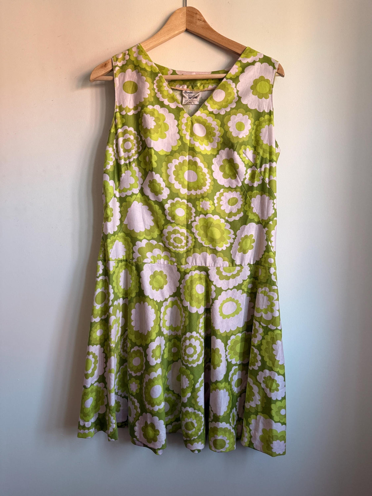 Vintage Finn Femina Green Floral Dress, Sleeveless V-Neck, Made in Finland (Size 40)