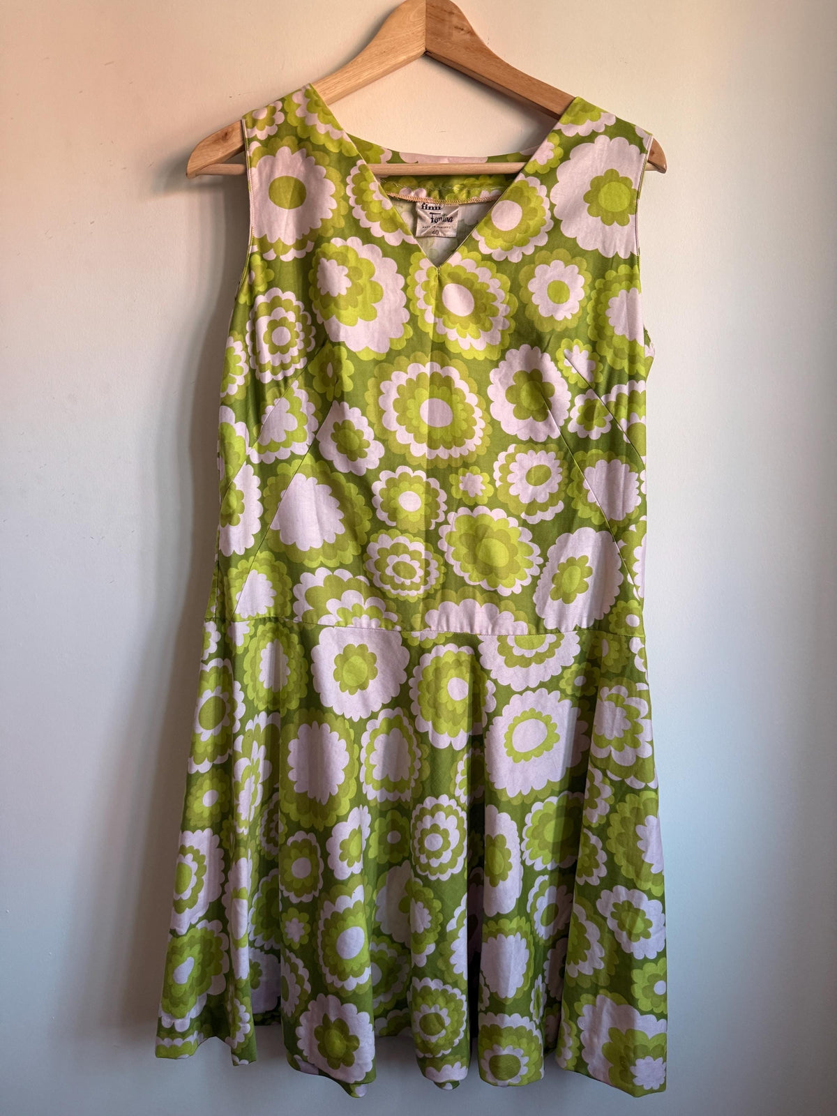 Vintage Finn Femina Green Floral Dress, Sleeveless V-Neck, Made in Finland (Size 40)
