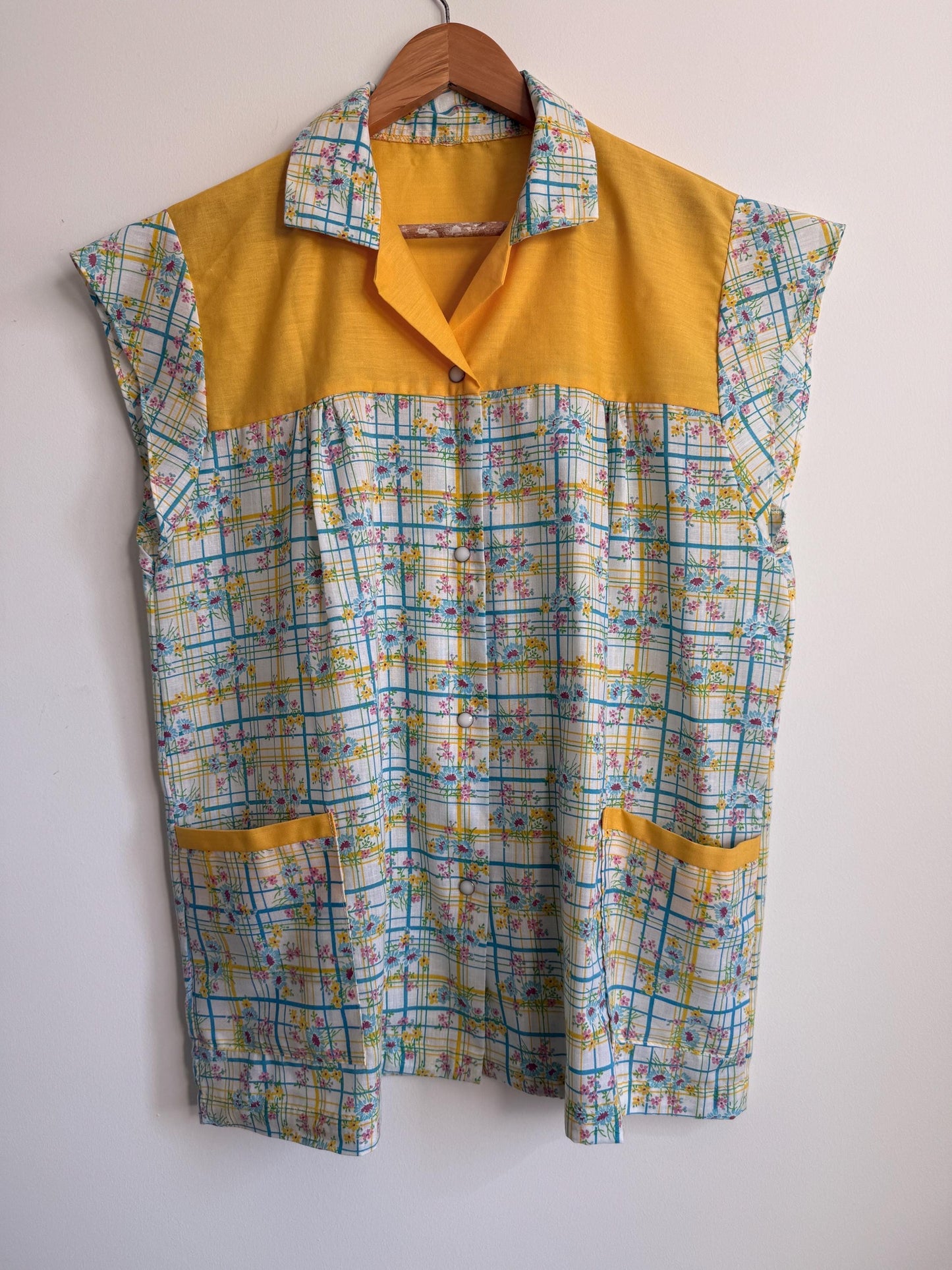 Vintage Floral Check Sleeveless Blouse Yellow Floral Cotton Top Retro Summer Shirt Cottagecore 1970s Style Button Front UK16
