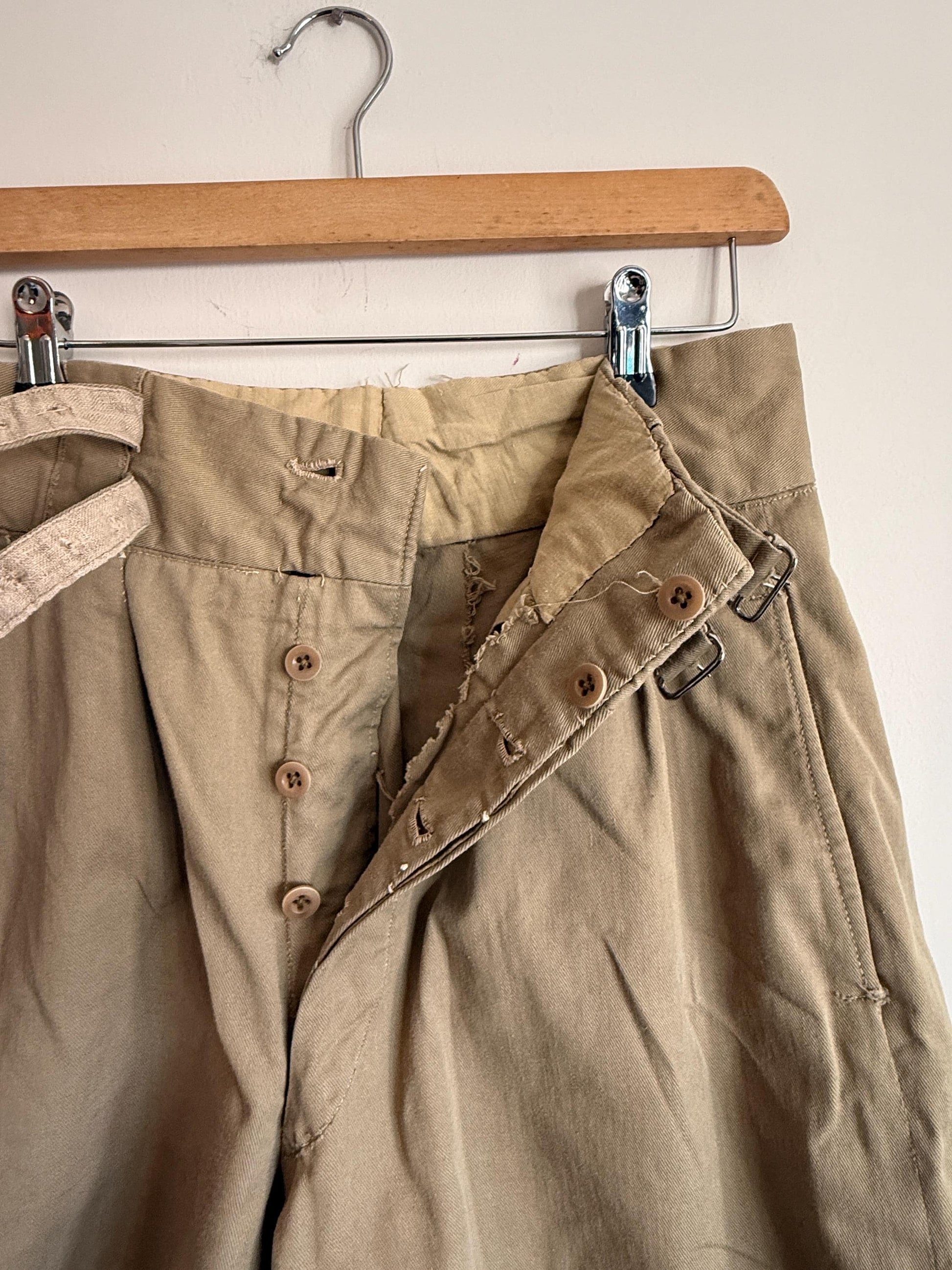 Vintage Gieves Ltd British Military Khaki Drill Shorts | 1930s 1940s Officer's Shorts | Twin Buckle Side Adjusters