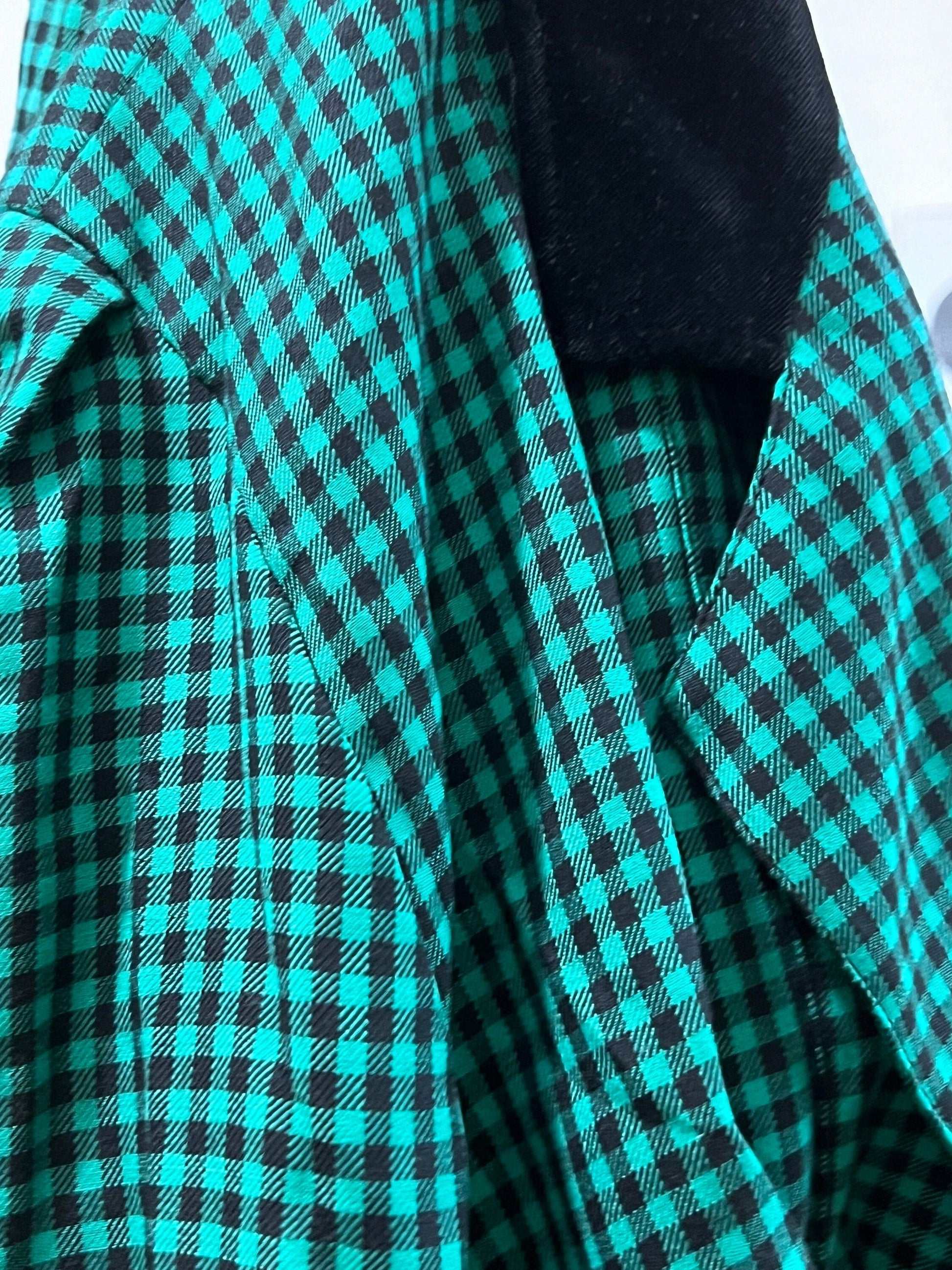 Vintage Green Black checked Peplum Blazer Green Black Checked Vintage Blazer Jacket, Vintage Jaeger Blazer, Vintage UK18 Velvet Collar