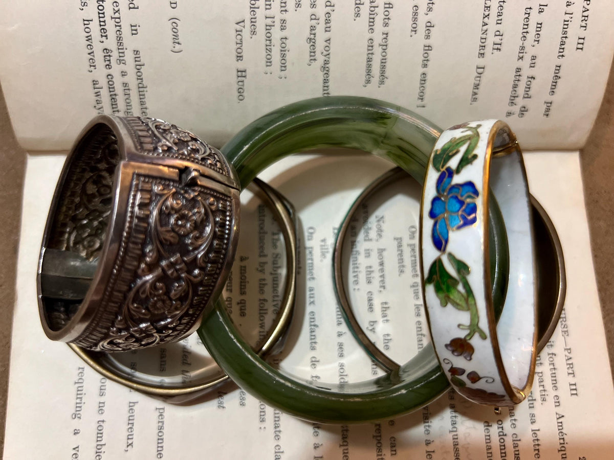 Chunky Vintage Bangle, Metal Enamel Green, Green Bangle, Metal enamel Bangle, 1940s, 1950s, Stacking Bangle, Vintage Jewellery, Enamel