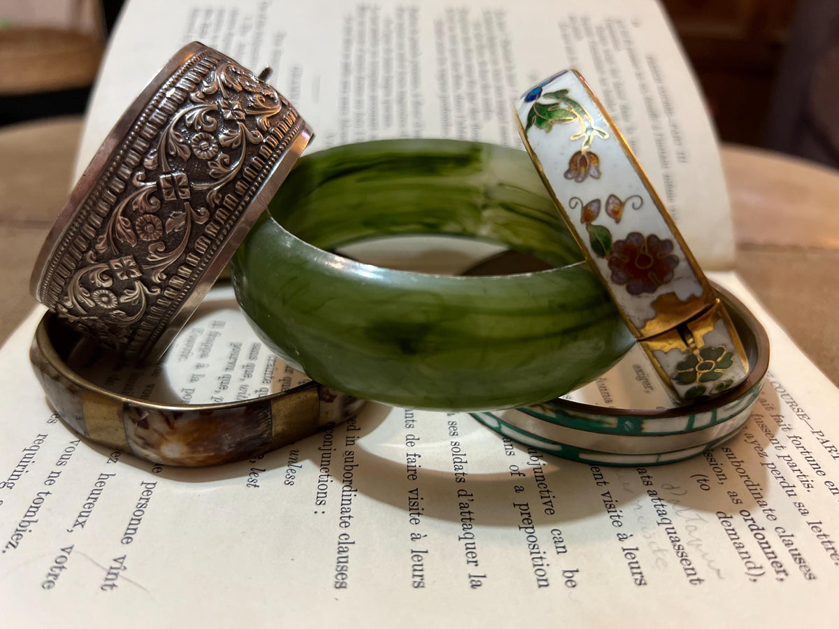 Chunky Vintage Bangle, Metal Enamel Green, Green Bangle, Metal enamel Bangle, 1940s, 1950s, Stacking Bangle, Vintage Jewellery, Enamel