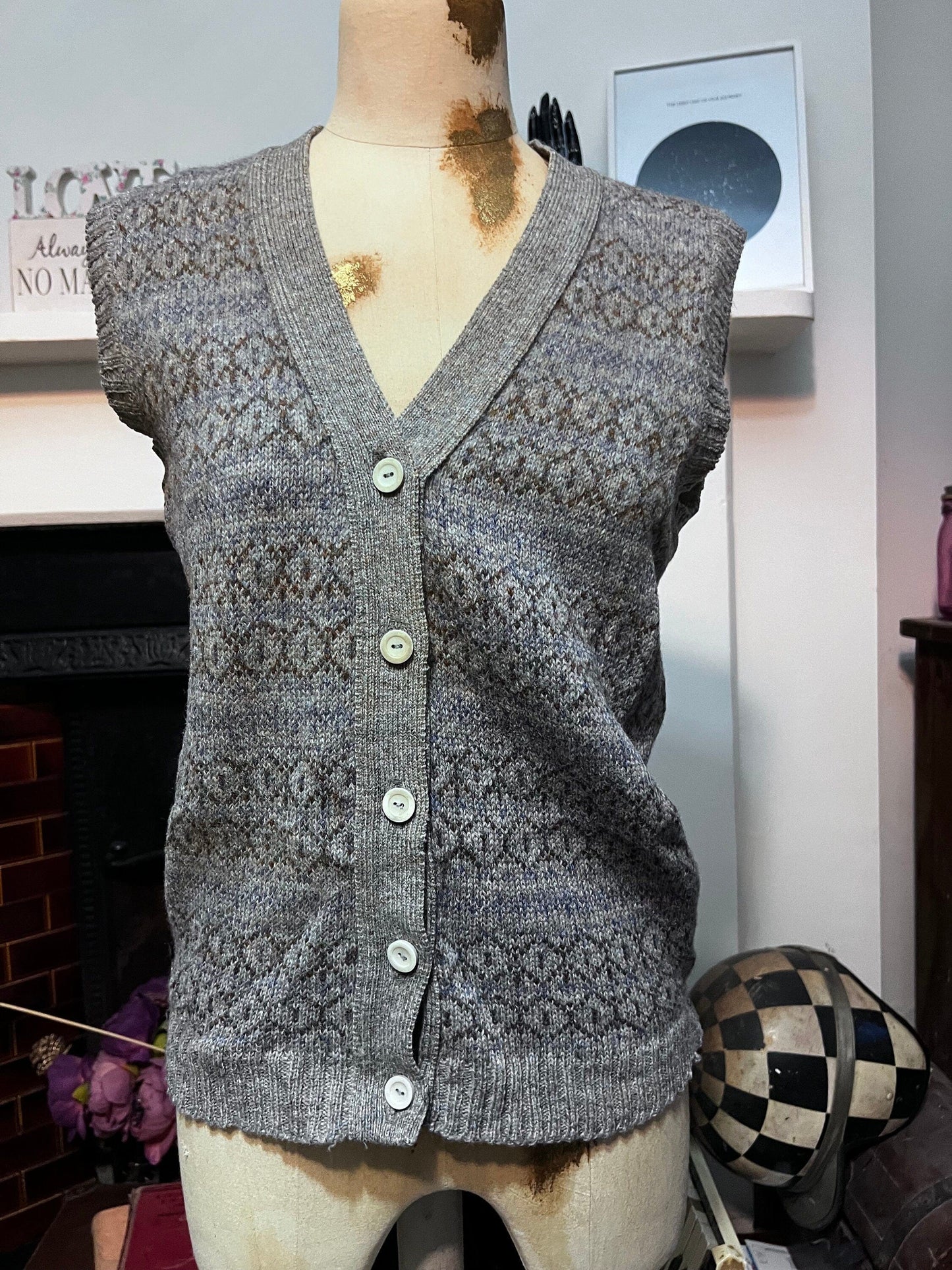 Vintage grey fairisle Cardigan sleeveless cardigan cable knit cardigan, vintage, knitwear, vintage vest, 70s cardigan grey tank pockets