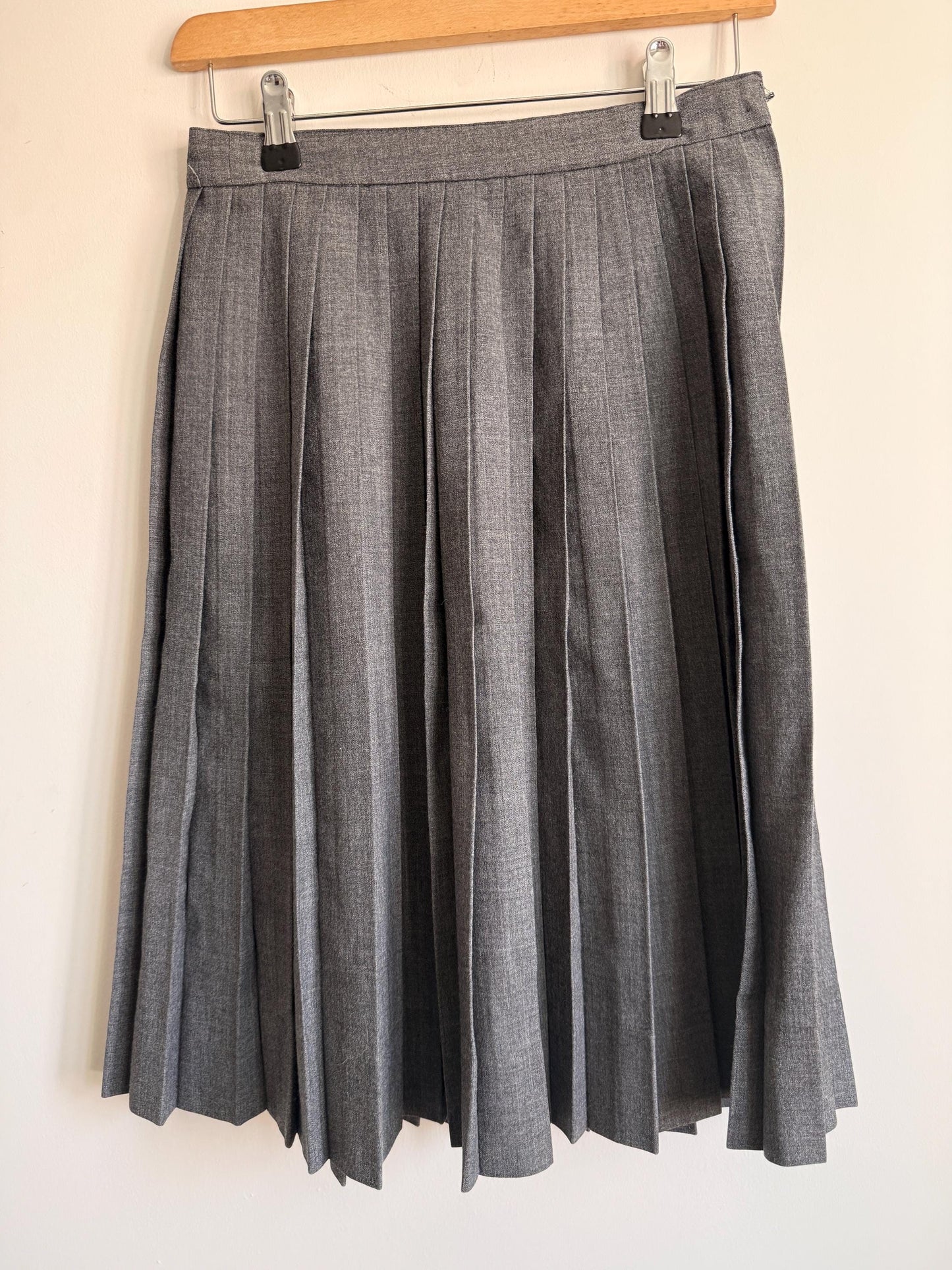 Vintage Grey Pleated Midi Skirt | Bedford Clothes | Made in Britain | UK 8-10