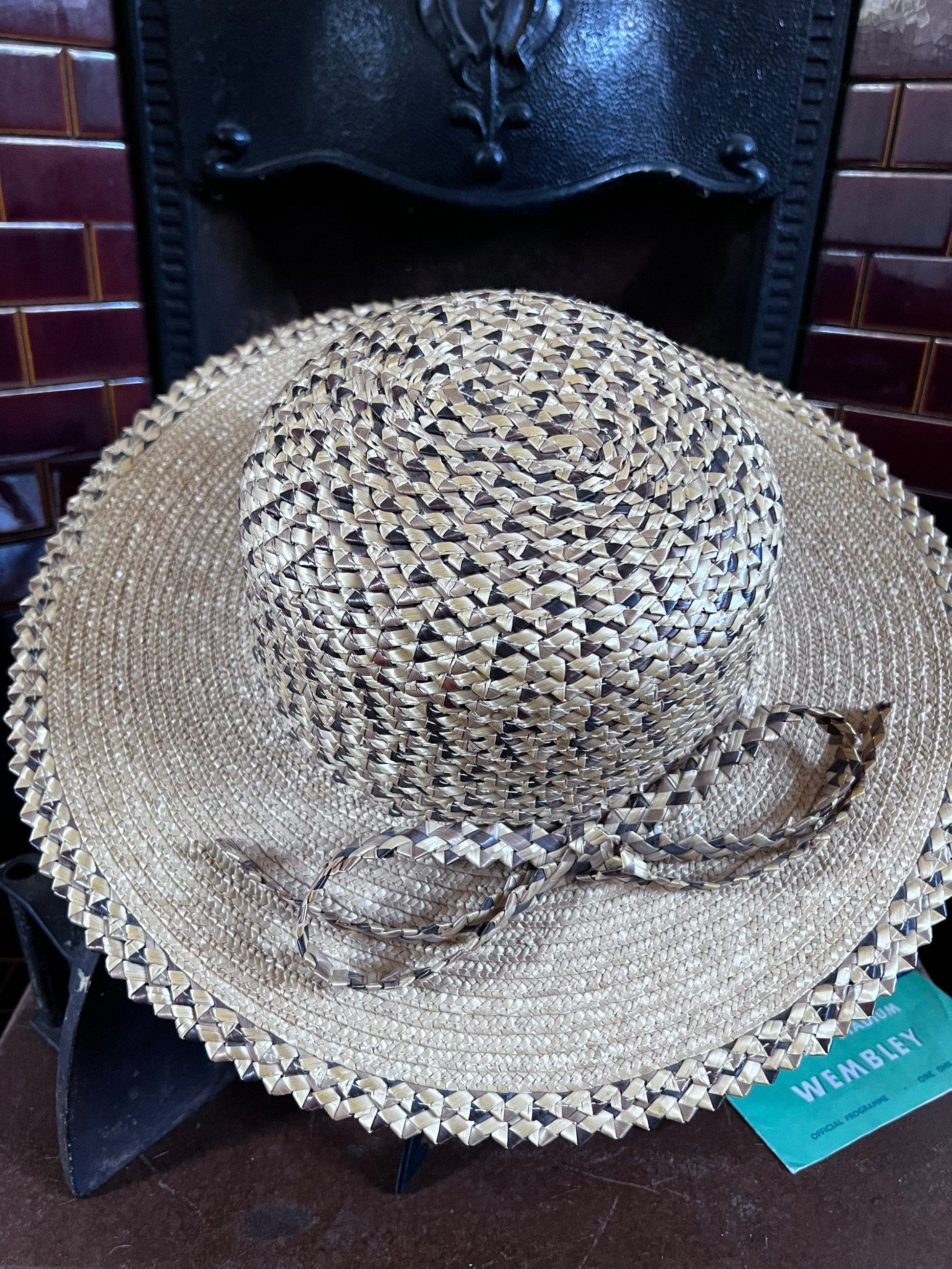 Straw wide brim Sand Vintage Style 1989s does 1940s Canopy Brim Summer Sun Hat 1980’s Tilt Hat , 40’s wide brim straw Hat, Vintage Sun Hat