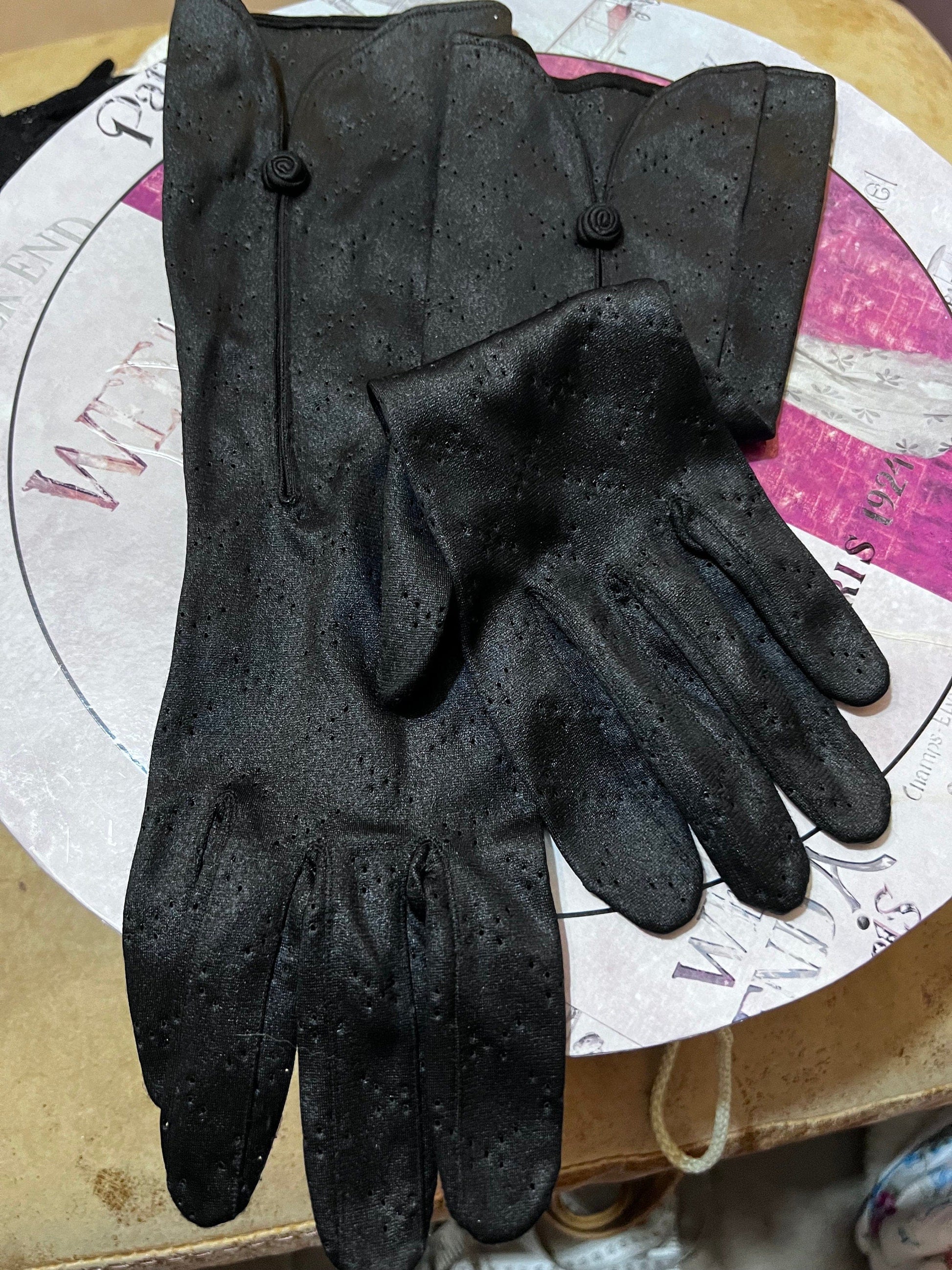 Vintage Ladies Long Black Stretch Satin Gloves - Satin Longer Style Long Black Gloves -  Size Small Gloves, Ladies Gloves, Black Gloves,