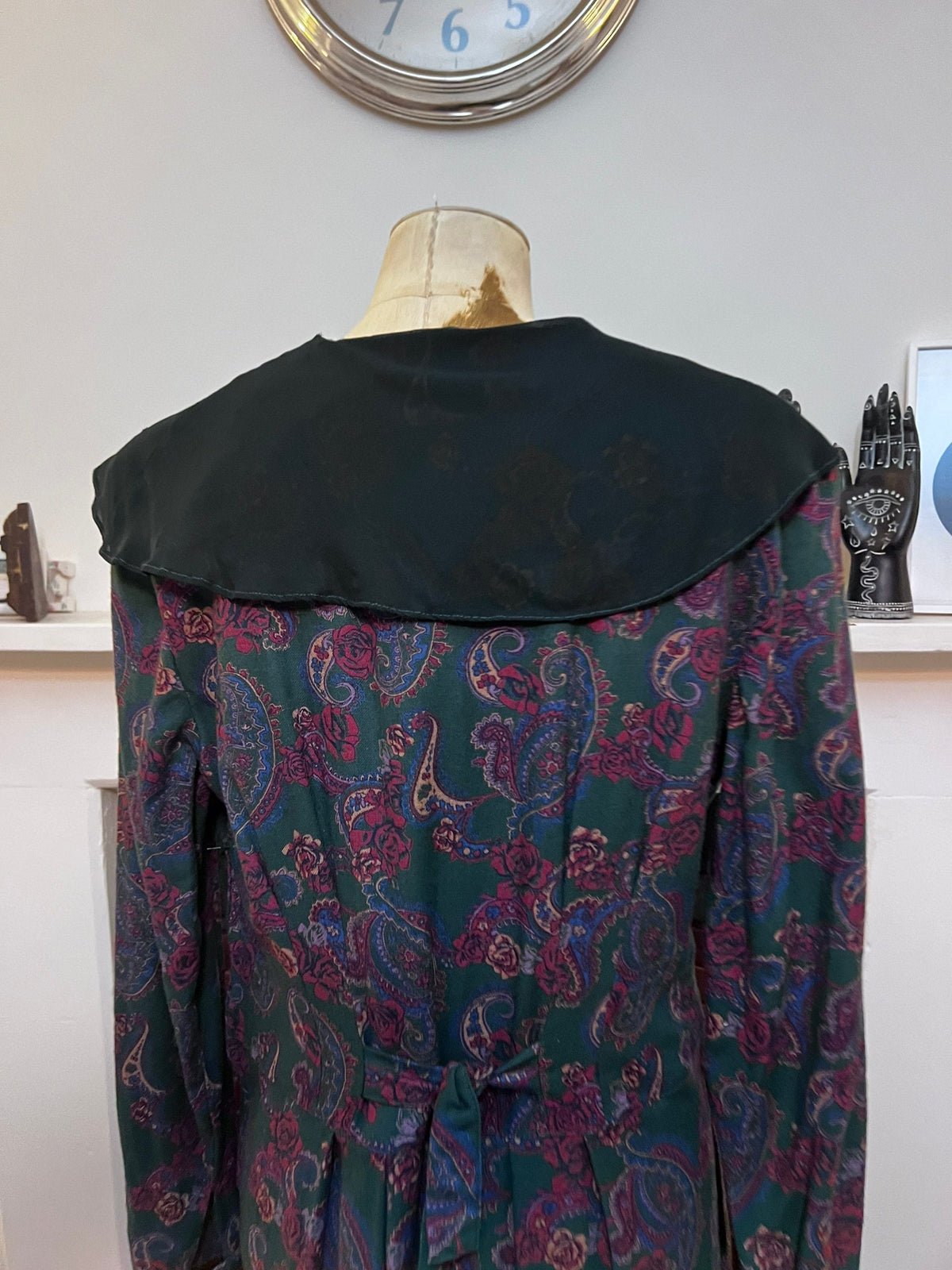 Vintage Laura Ashley Dress Chiffon Collar Paisley Tie Back Dress - UK16 - Bottle Green Paisley Brushed Cotton - Made in Great Britain 1980s