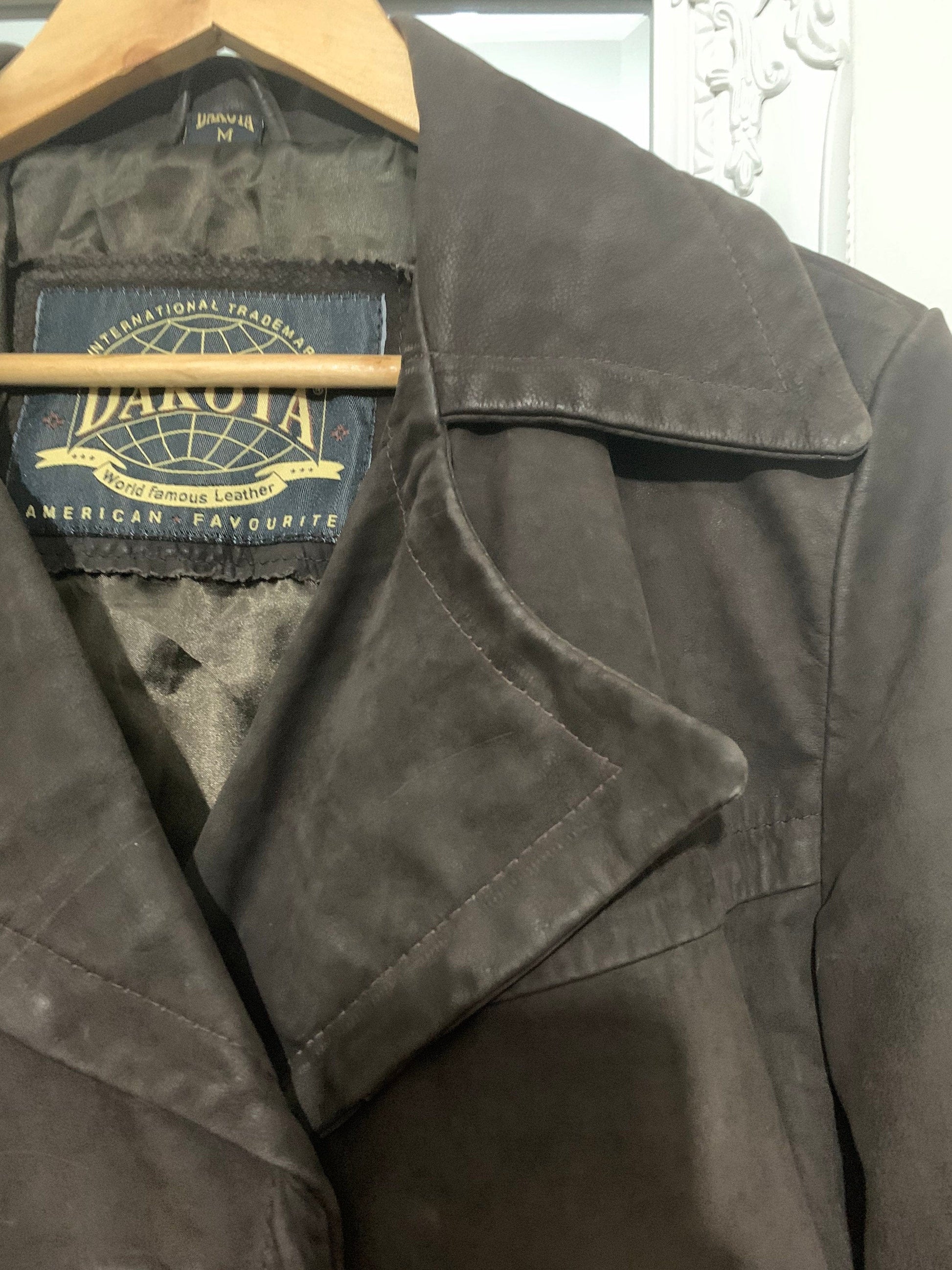 Vintage womens brown Dakota Leather Biker Jacket/Coat