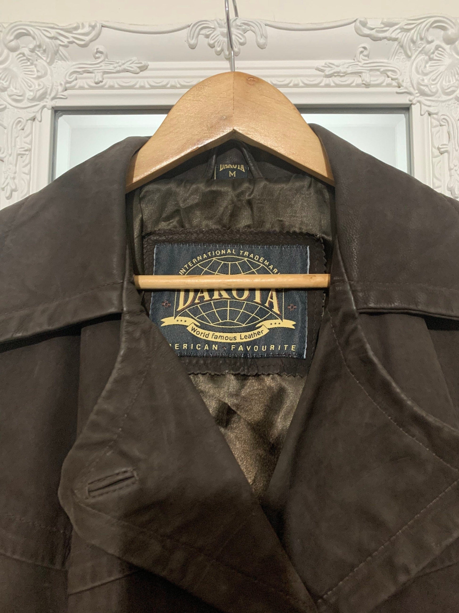 Vintage womens brown Dakota Leather Biker Jacket/Coat