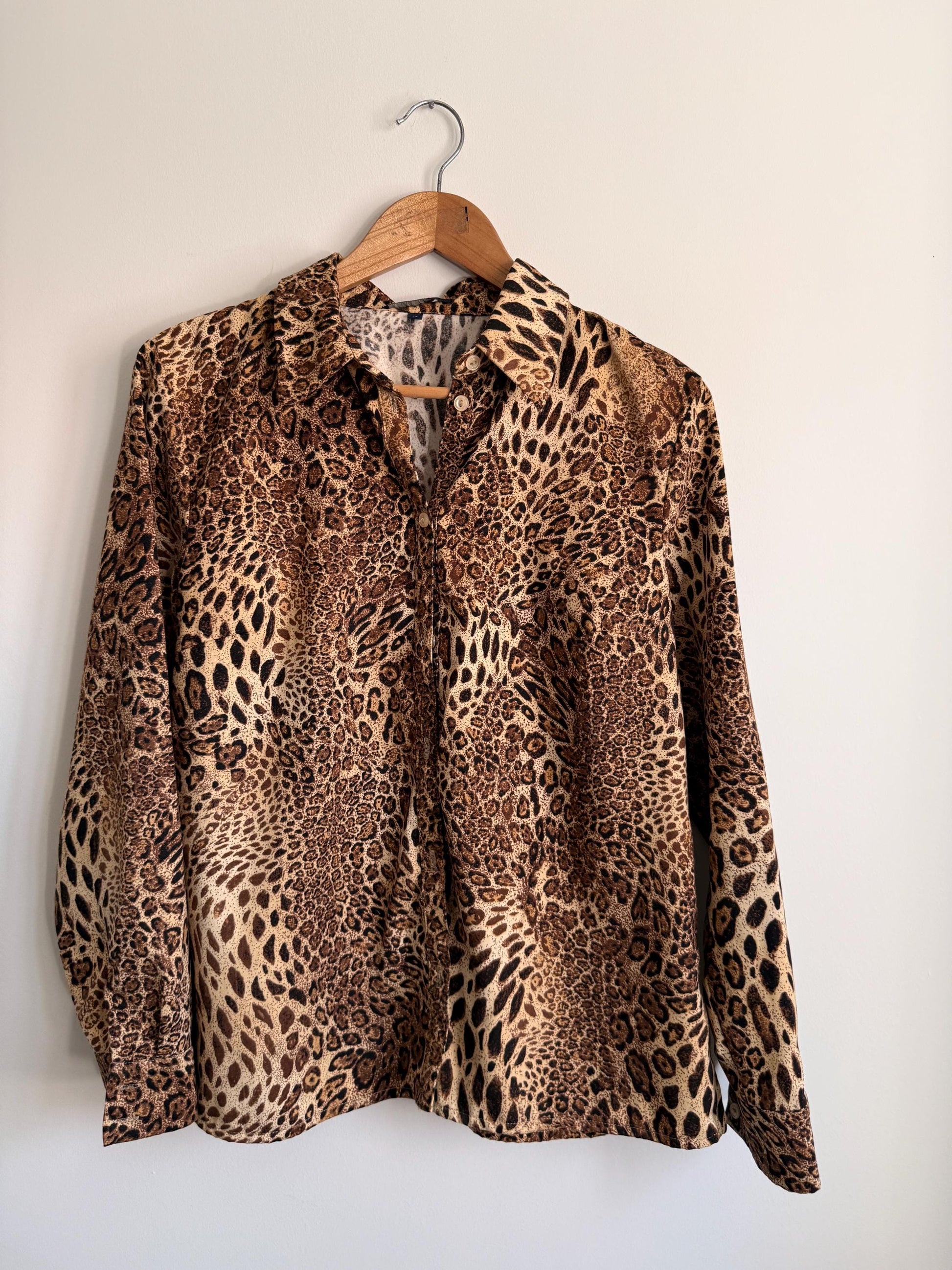 Vintage Leopard Print Blouse 90s Animal Print Shirt Safari Print Button Up Top Women's Long Sleeve Vintage Blouse Neutral Leopard Shirt