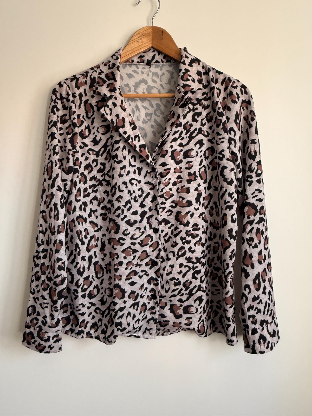 Vintage Leopard Print Blouse | Neutral Animal Print Shirt | 90s Button Front Blouse | Long Sleeve Vintage Top | Y2K Office Blouse