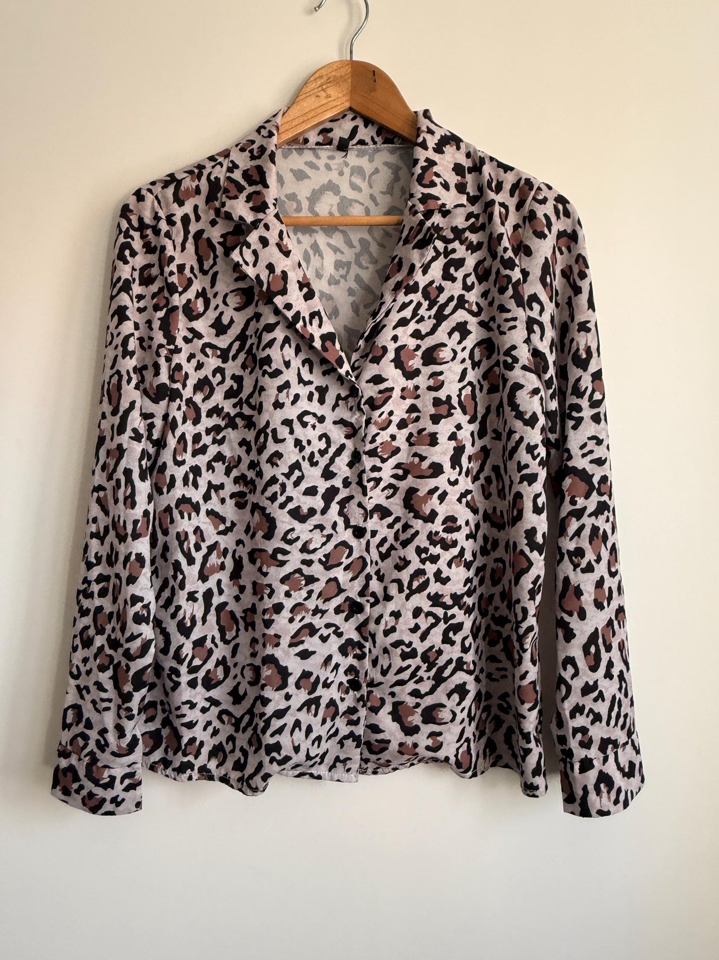 Vintage Leopard Print Blouse | Neutral Animal Print Shirt | 90s Button Front Blouse | Long Sleeve Vintage Top | Y2K Office Blouse