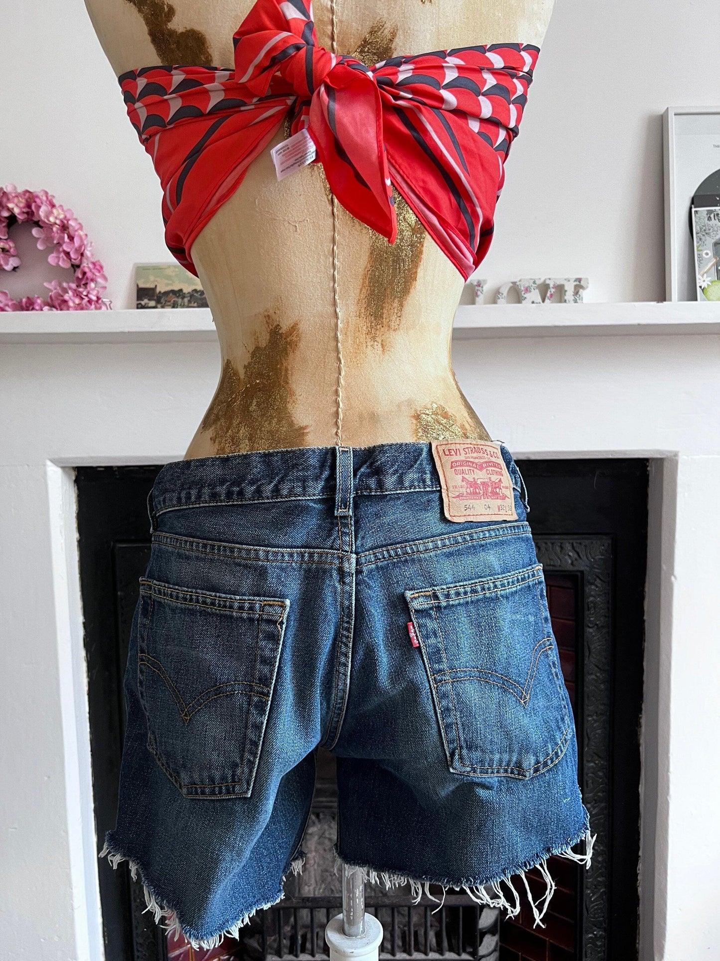 Vintage Denim Short Levi Cut Offs W32 - light stone wash denim shorts - Levi Jeans Cut Offs 544