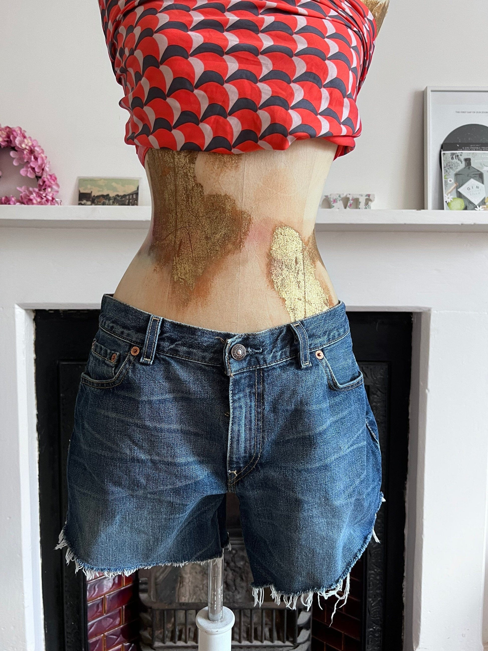 Vintage Denim Short Levi Cut Offs W32 - light stone wash denim shorts - Levi Jeans Cut Offs 544