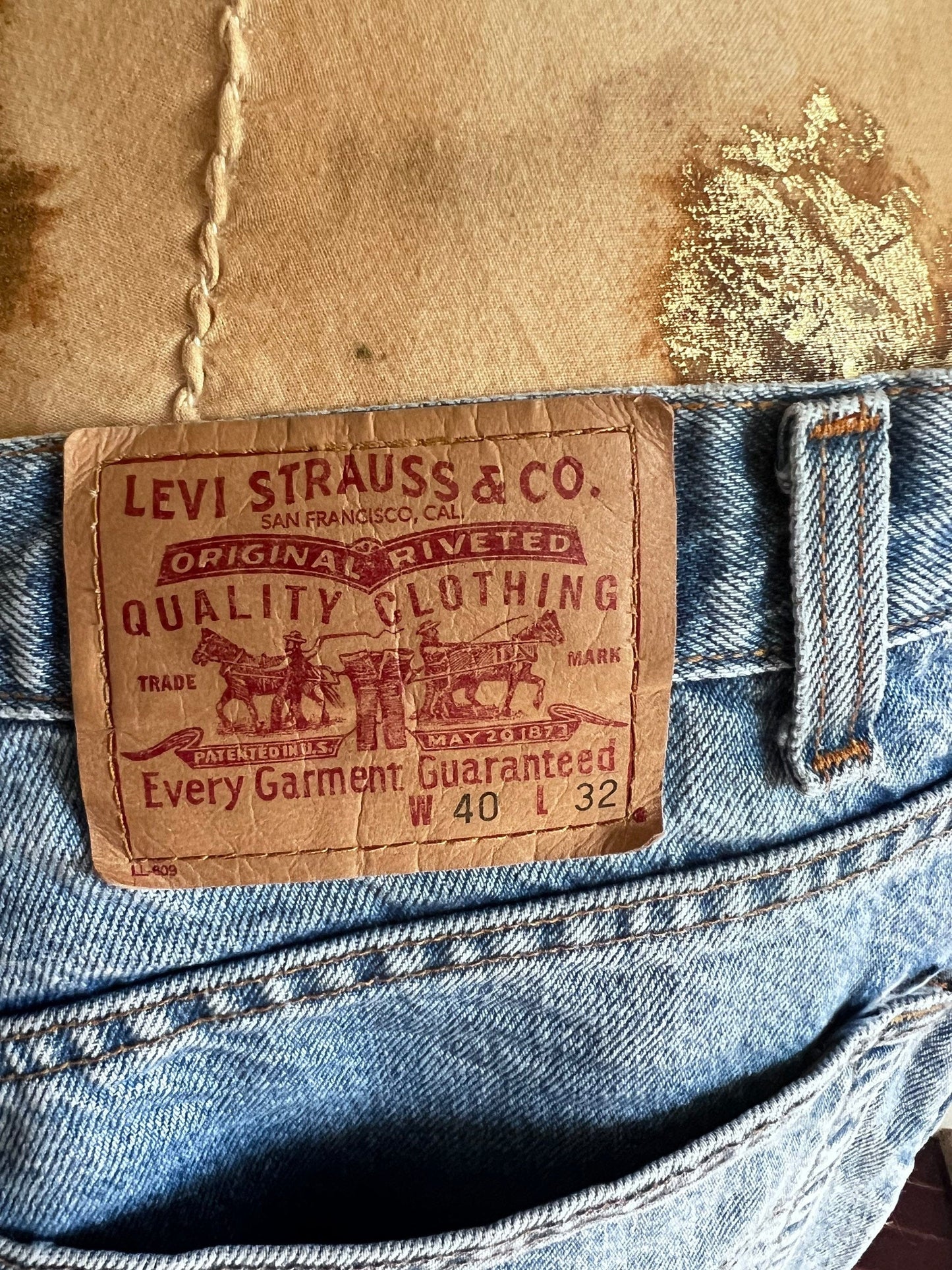 Vintage Levi Jeans Relaxed Straight 468 Fit - light stone wash denim jeans  - Levi Jeans 468 W40 L32