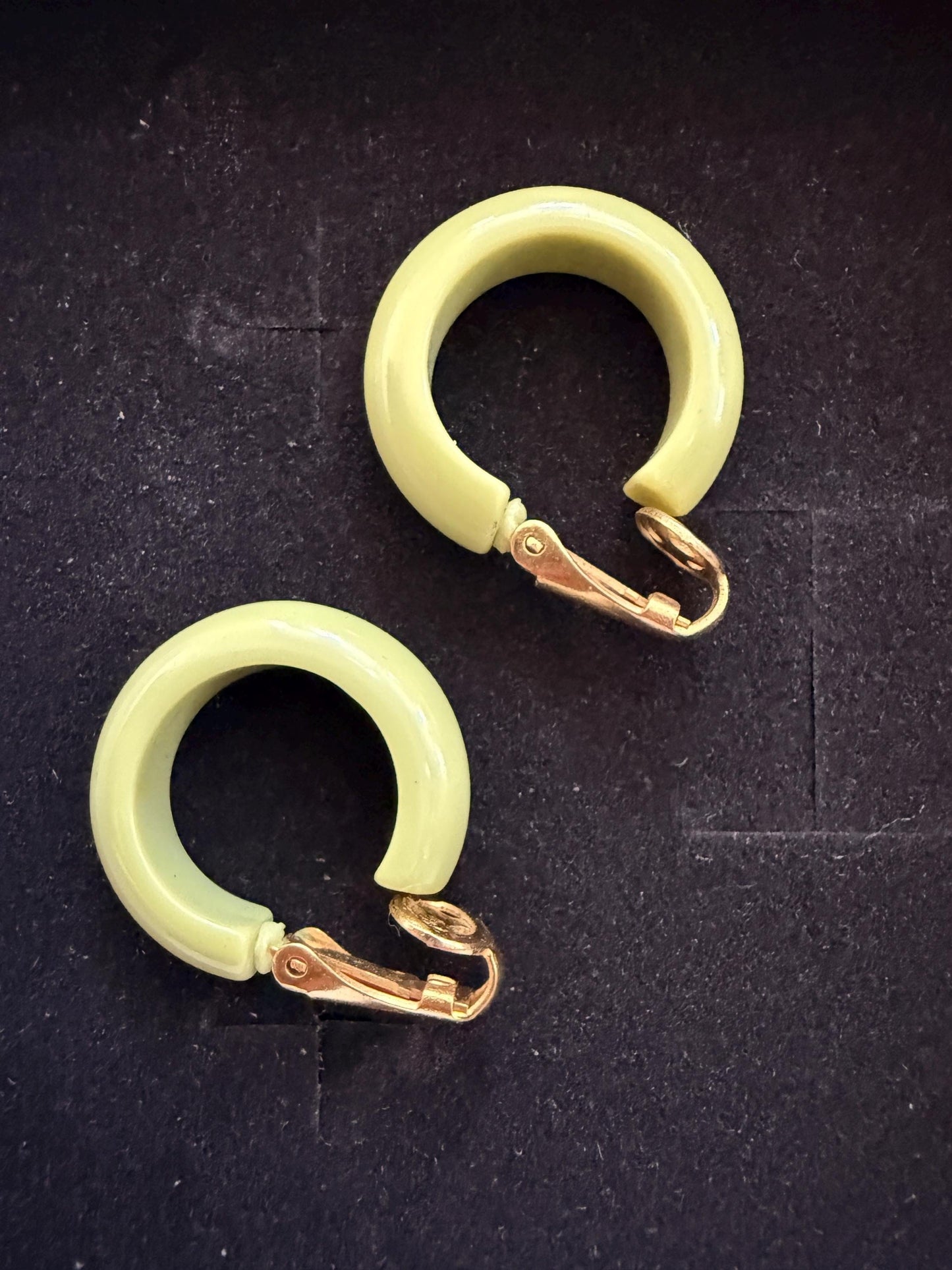 Vintage Lime Green Hoop Earrings, Chunky Clip On Earrings, Retro Plastic Hoops, Mod Costume Jewellery