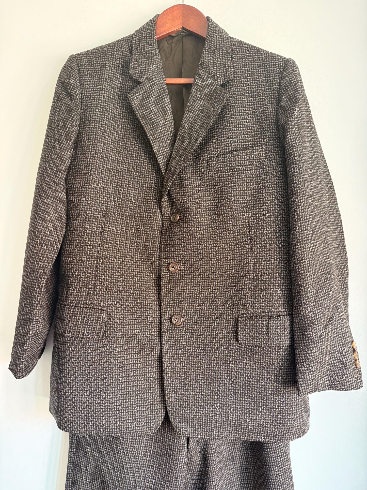 Vintage Men's Three Piece Suit Jerome Super Fine-Twist Wool Aucott Cirencester British Tailored Suit Heritage Country Tweed Size S