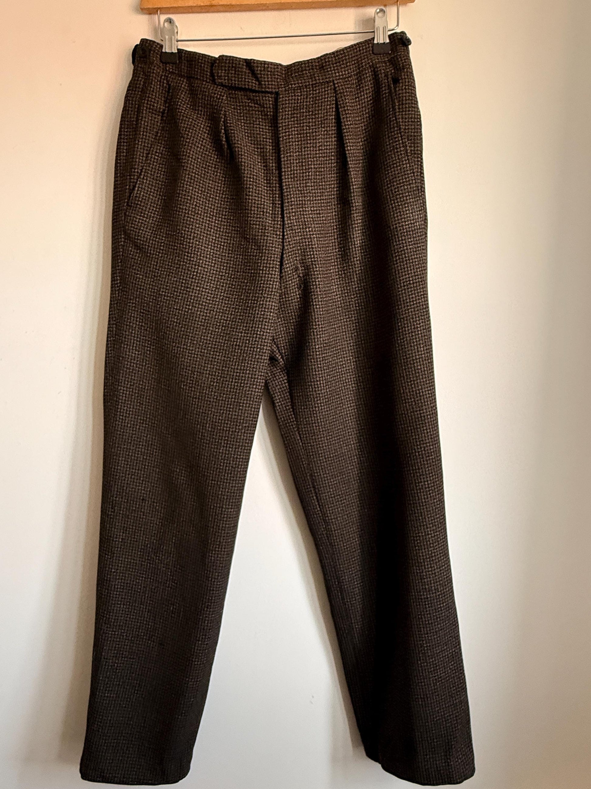 Vintage Men's Three Piece Suit Jerome Super Fine-Twist Wool Aucott Cirencester British Tailored Suit Heritage Country Tweed Size S