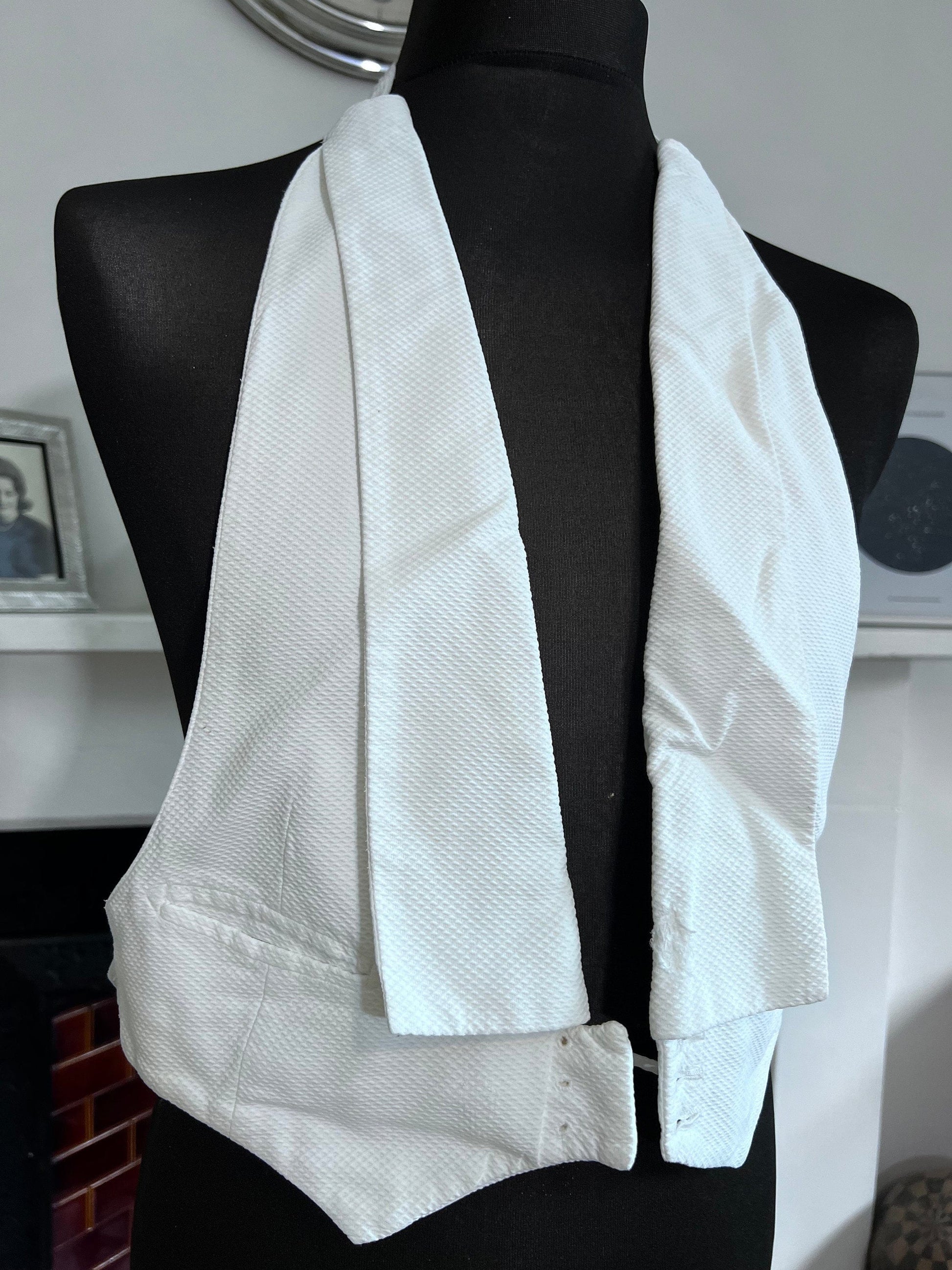 Vintage Mens White Tuxedo Waistcoat White , Suit Vest White Tie, Mens White Waffle Front Backless Tuxedo Suit Vest, back strap missing