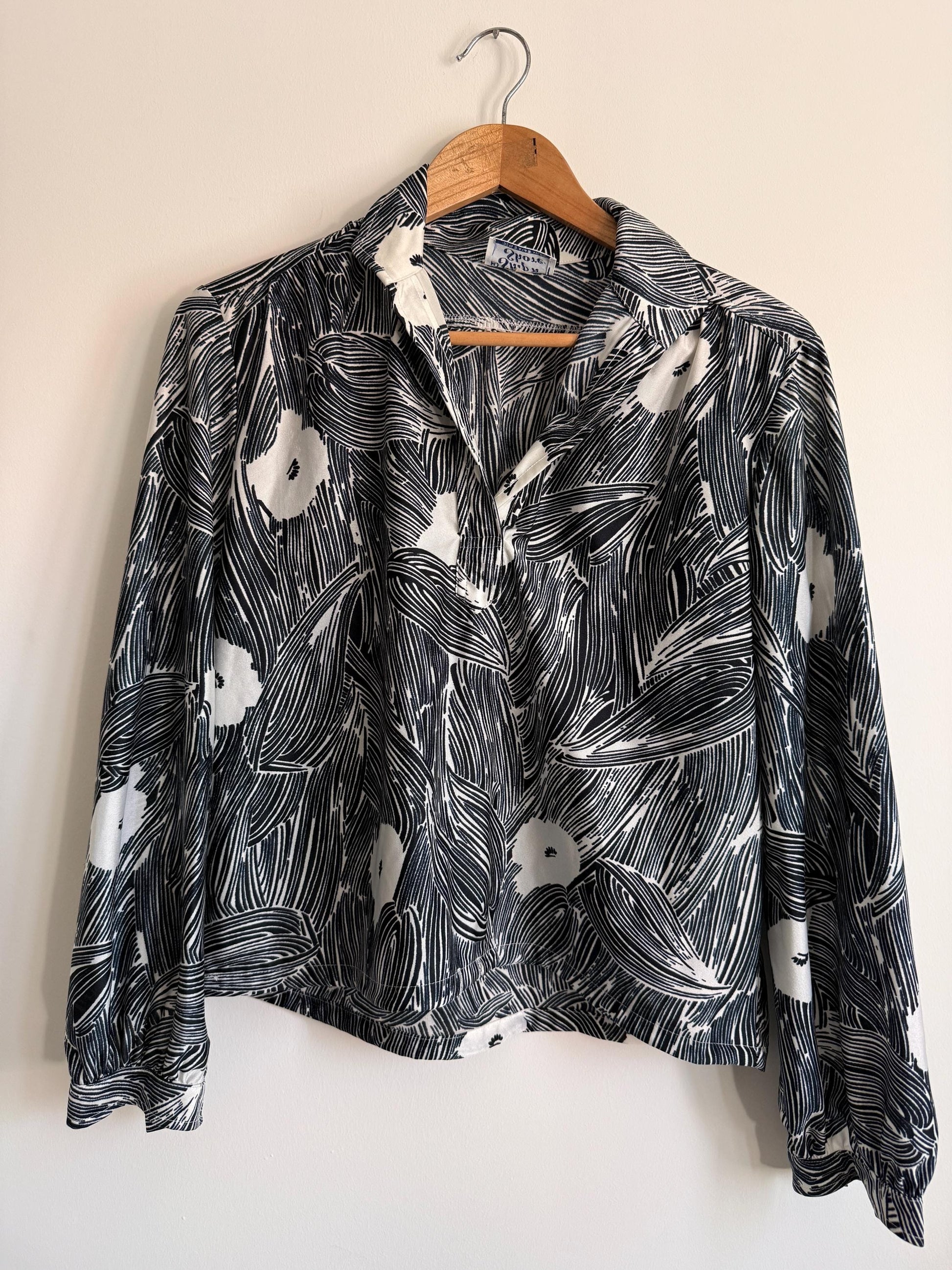 Vintage Monochrome Leaf Print Blouse | Abstract Botanical Shirt | 90s Black White Blouse | UK 14