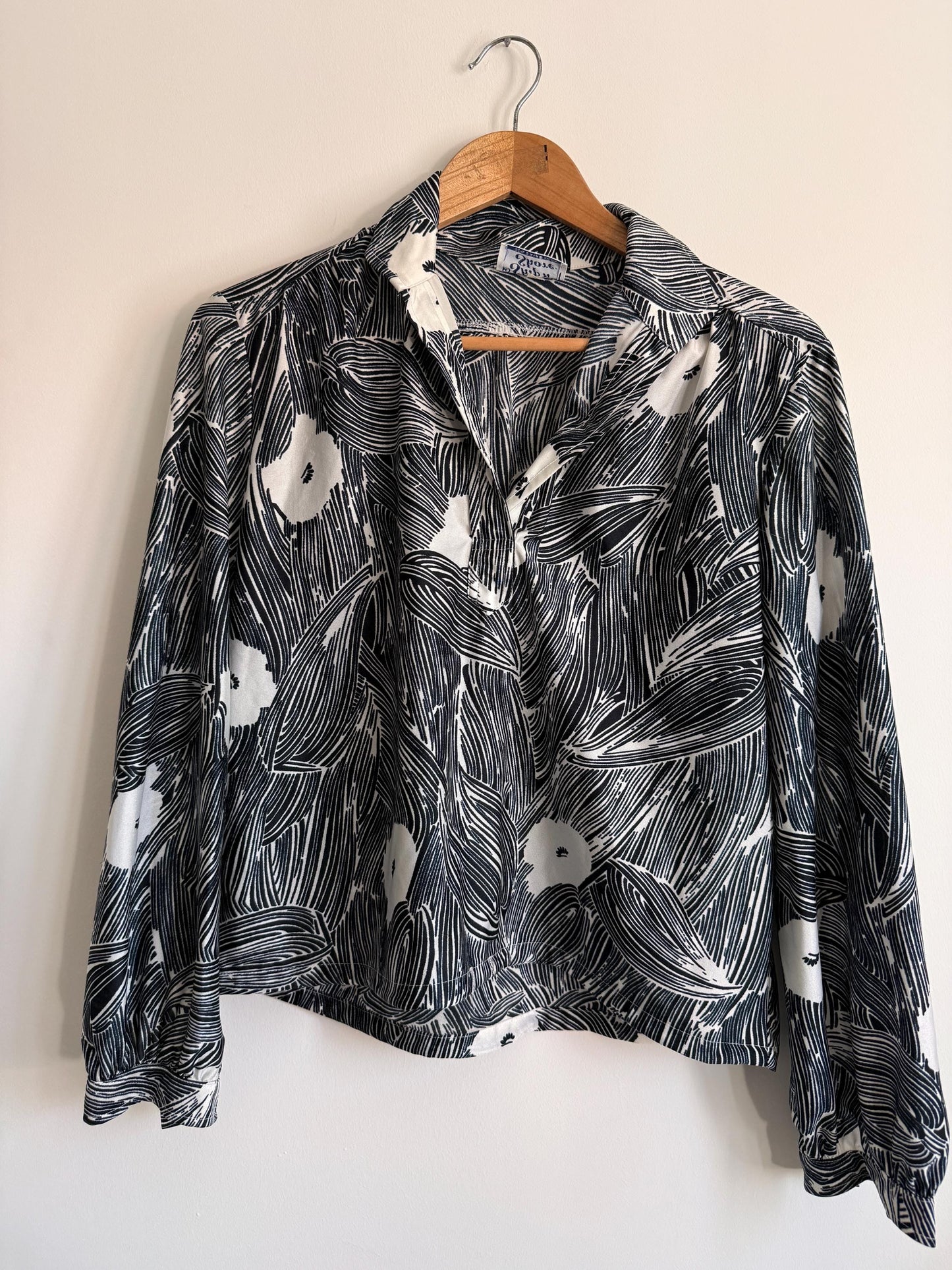 Vintage Monochrome Leaf Print Blouse | Abstract Botanical Shirt | 90s Black White Blouse | UK 14