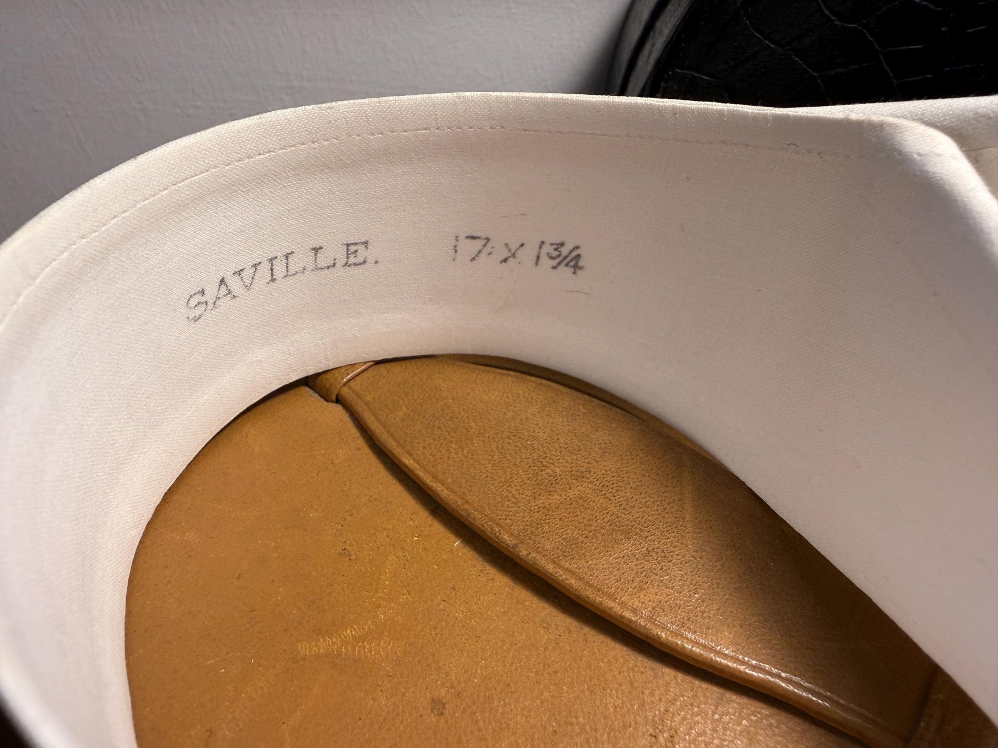 Vintage Morely Saville Detachable Wing Collar Size 17 x 1 3/4 – White Cotton Formal Dress Collar