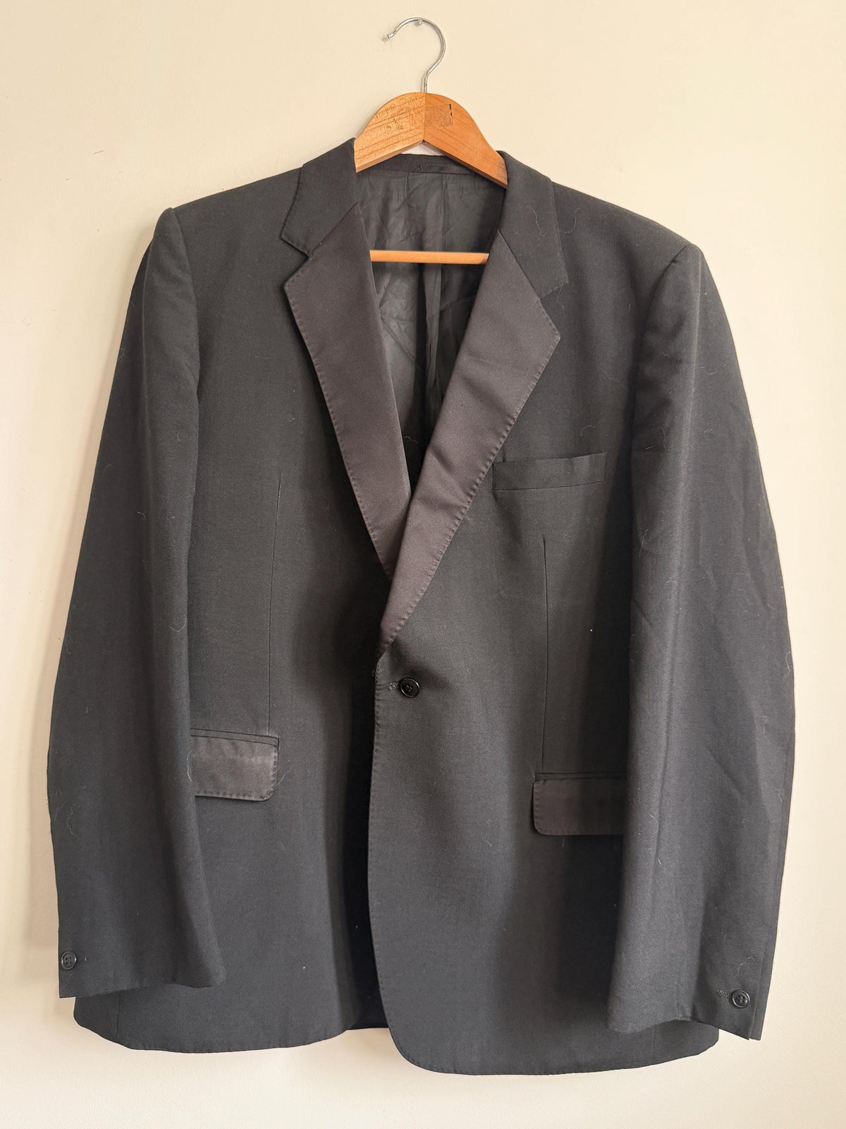 Vintage Moss Bros Covent Garden Black Dinner Jacket Wool Blend Tuxedo Satin Lapel Formal Evening Wear