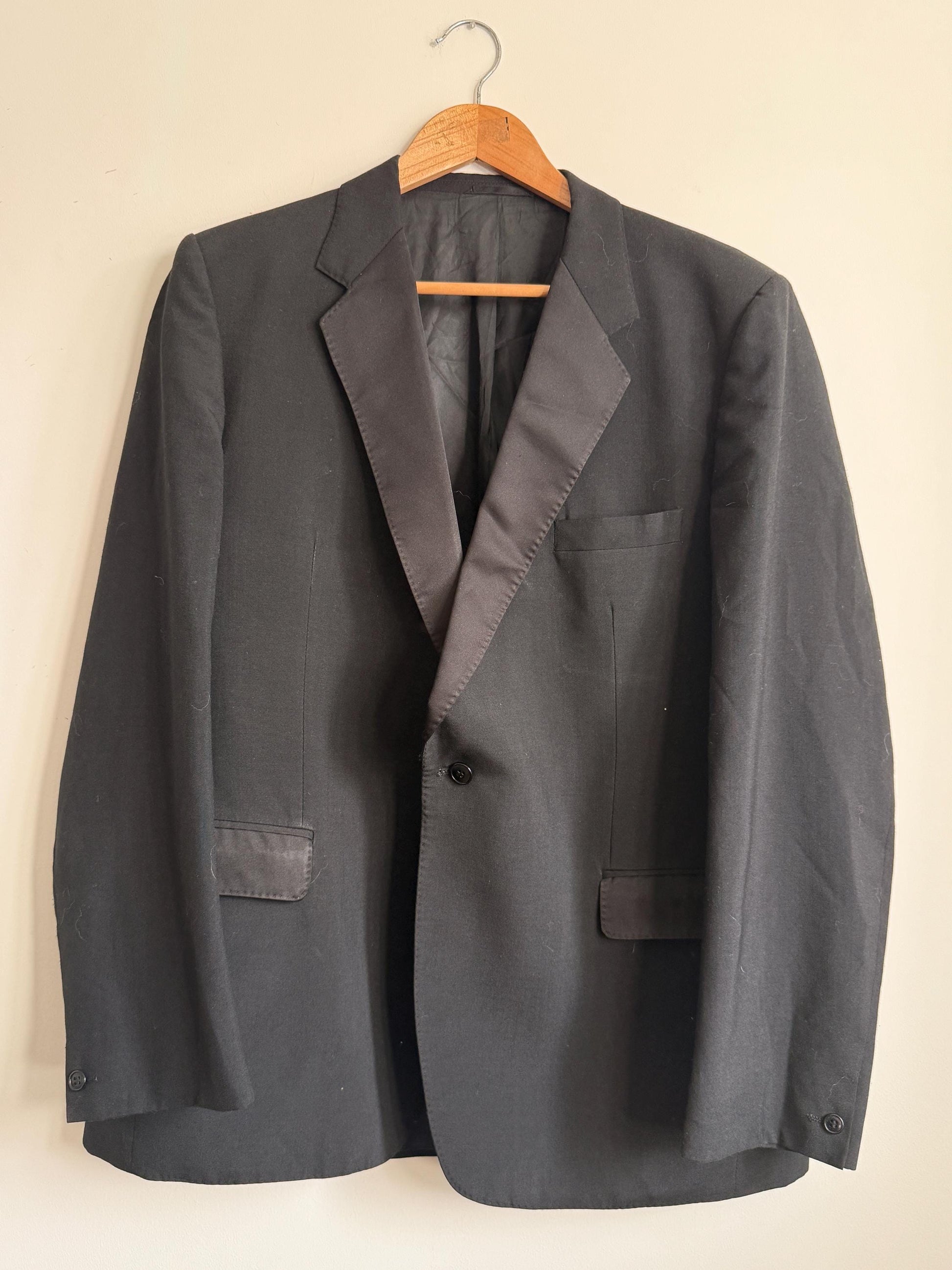 Vintage Moss Bros Covent Garden Black Dinner Jacket Wool Blend Tuxedo Satin Lapel Formal Evening Wear