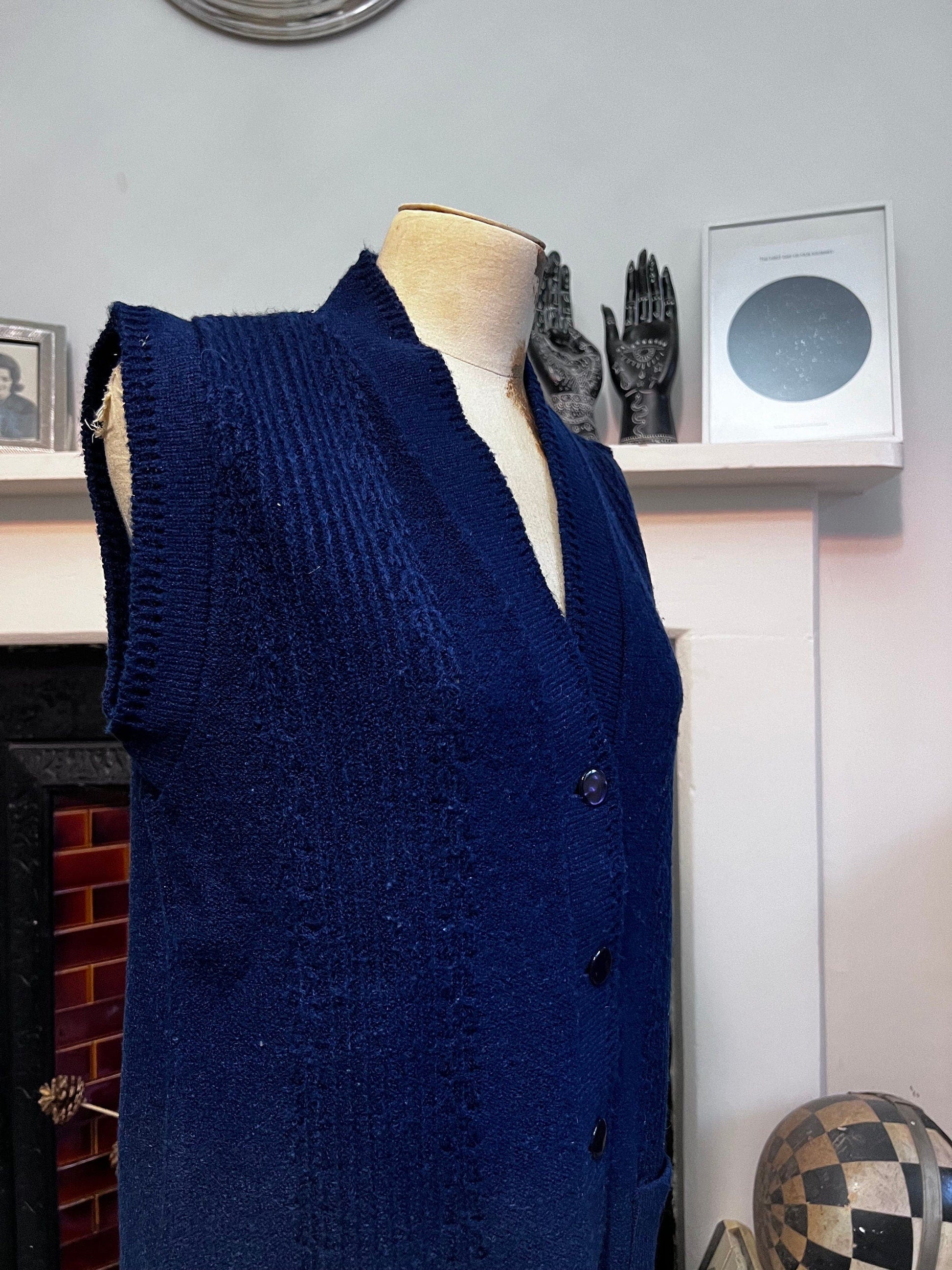 Vintage navy Cardigan sleeveless cardigan navy blue knit cardigan, navy vintage, knitwear, vintage vest, 1950s cardigan Victor Bright Waistc