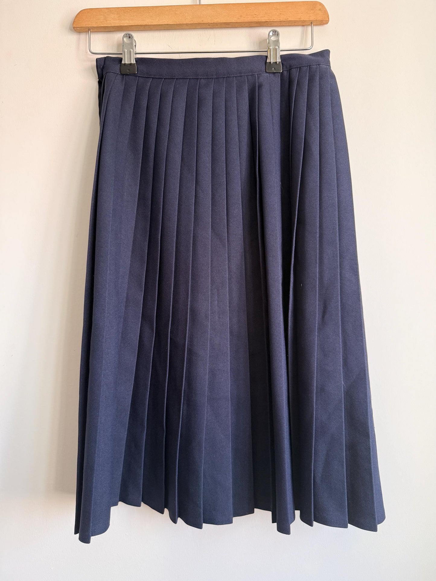Vintage Navy Pleated Midi Wrap Skirt | Classic Schoolcore | UK6-8