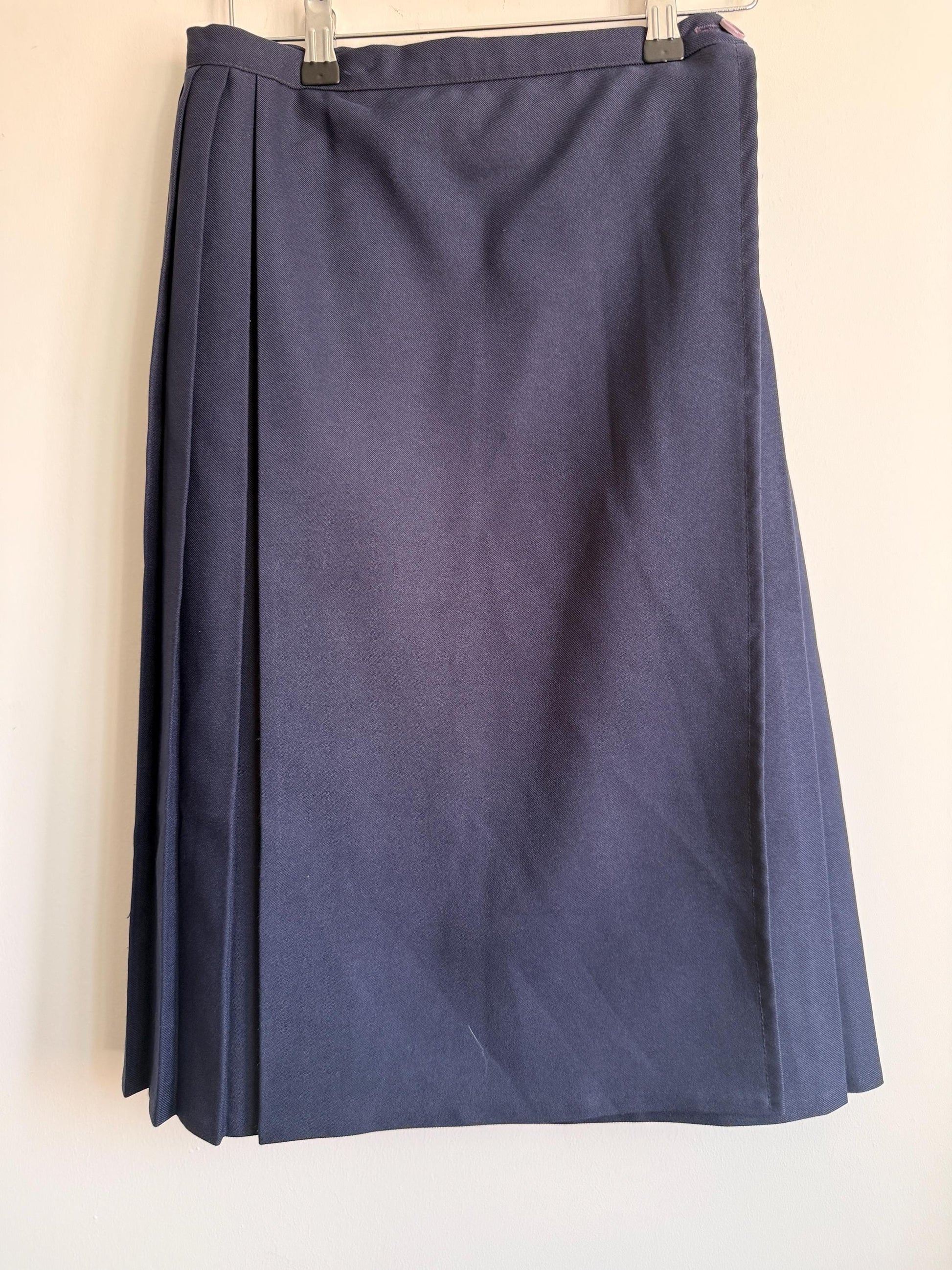 Vintage Navy Pleated Midi Wrap Skirt | Classic Schoolcore | UK6-8