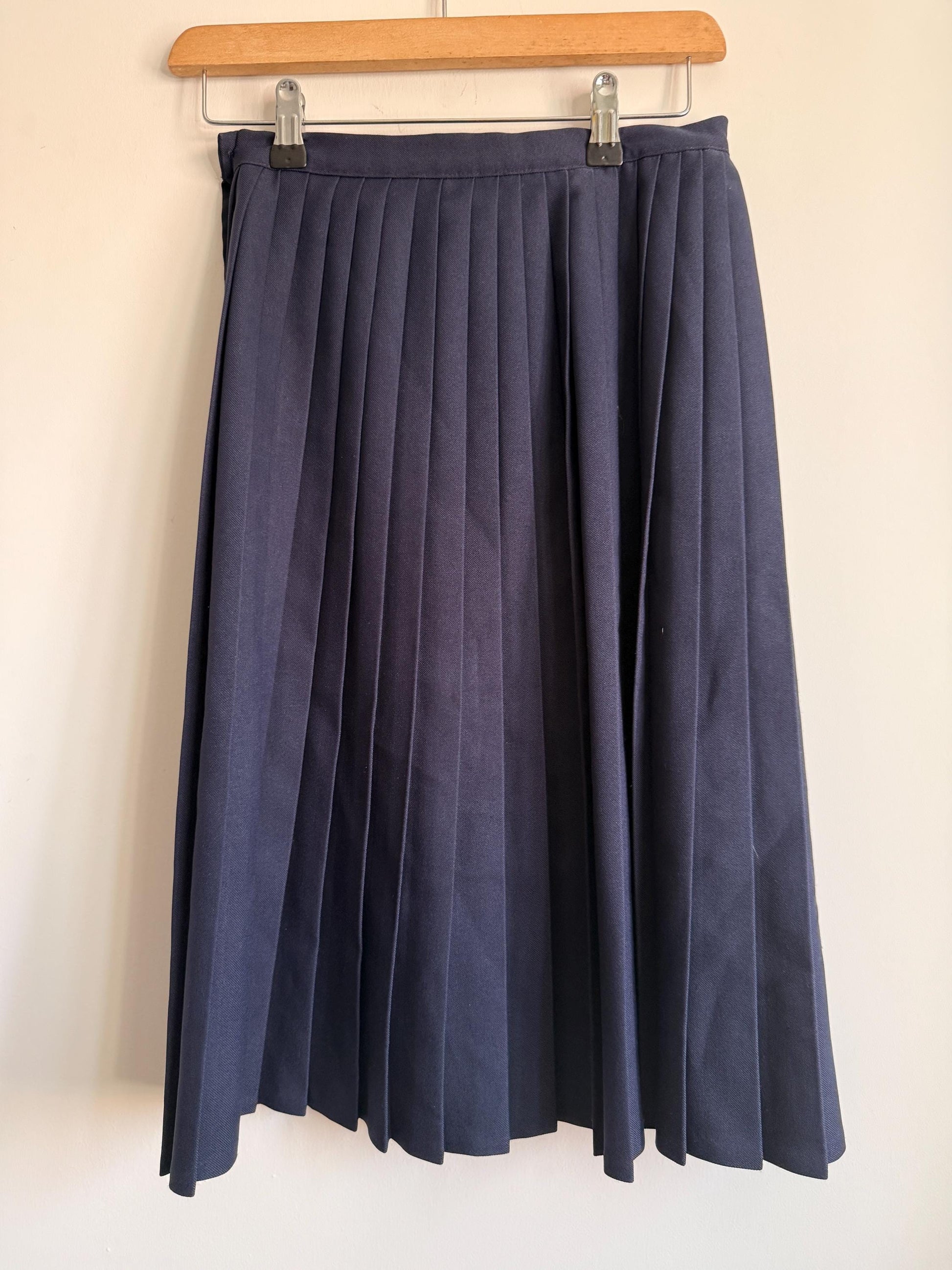 Vintage Navy Pleated Midi Wrap Skirt | Classic Schoolcore | UK6-8