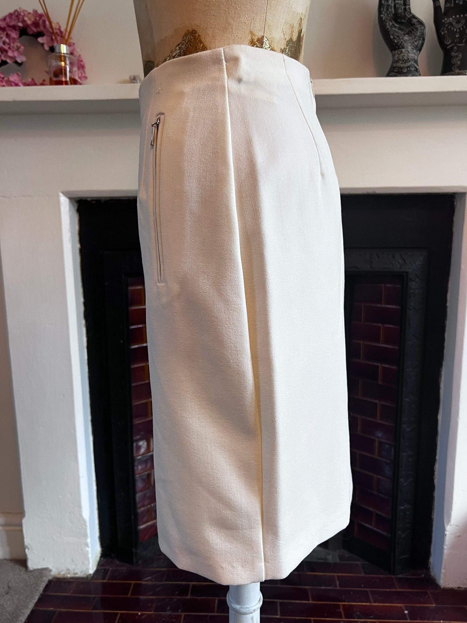 Vintage 80s M&S Cream Pencil skirt - Zip Pocket Detail pencil skirt UK12