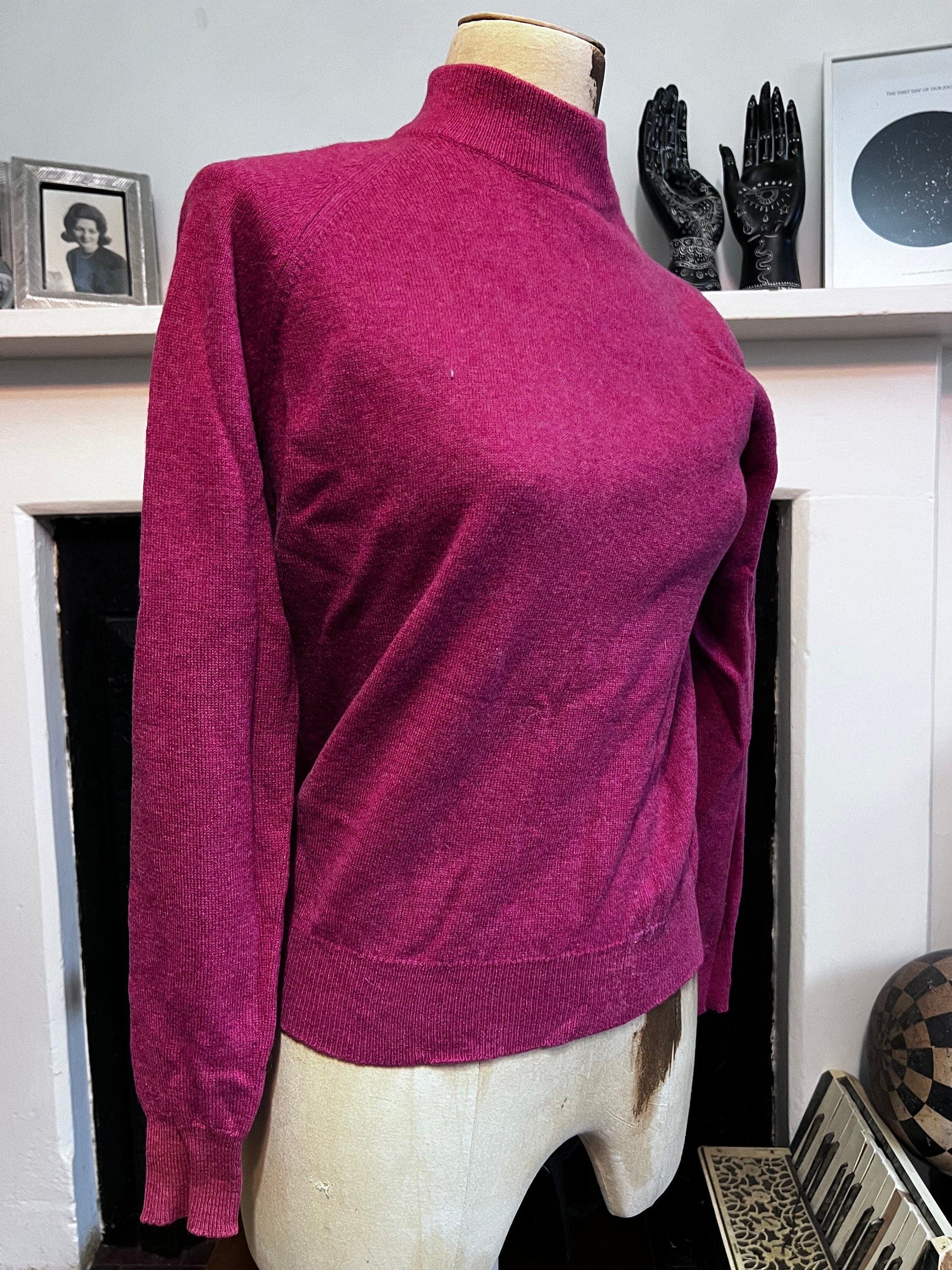 Vintage raspberry pink jumper lambswool jumper pink jumper, vintage knitwear, vintage pullover, vintage jumper, 1950s, vintage knitwear, top