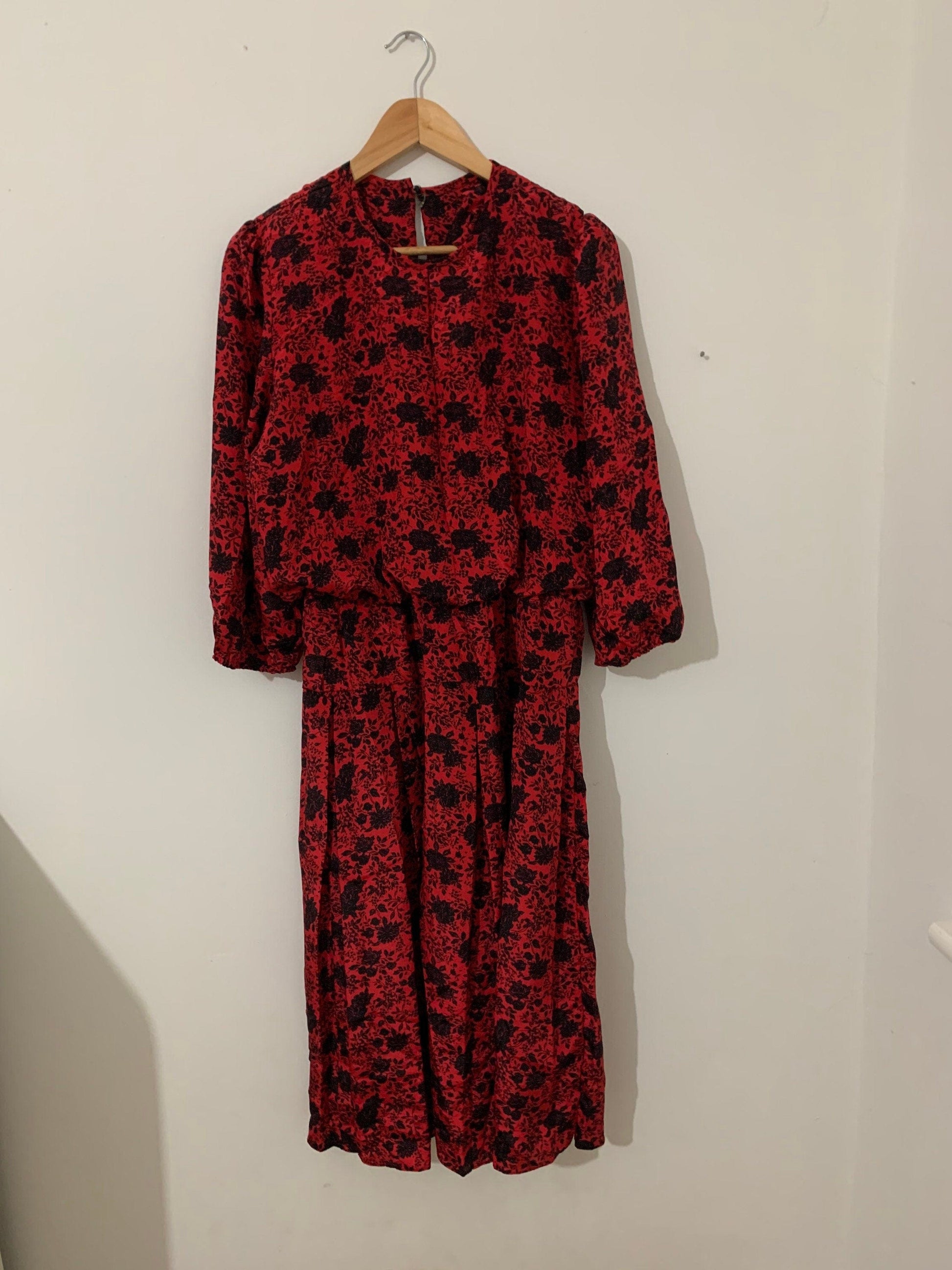Vintage 1980s red and black dress vintage - Day Dress floral pattern dress Rare Plus Size eu 42 size 16 red voluptuous vintage