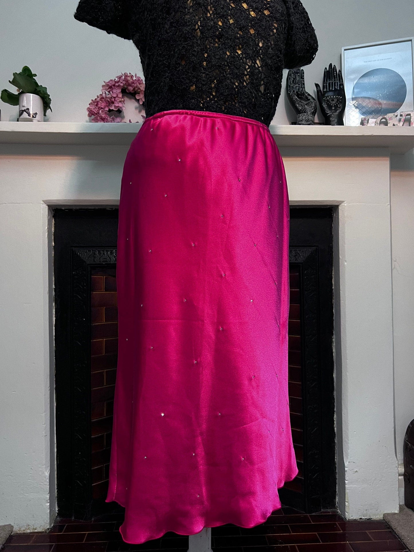 Vintage Red Satin Diamanté Patsy Seddon Knee Length Skirt UK size 12- scarlet red Stretch Satin Evening Skirt with Diamanté