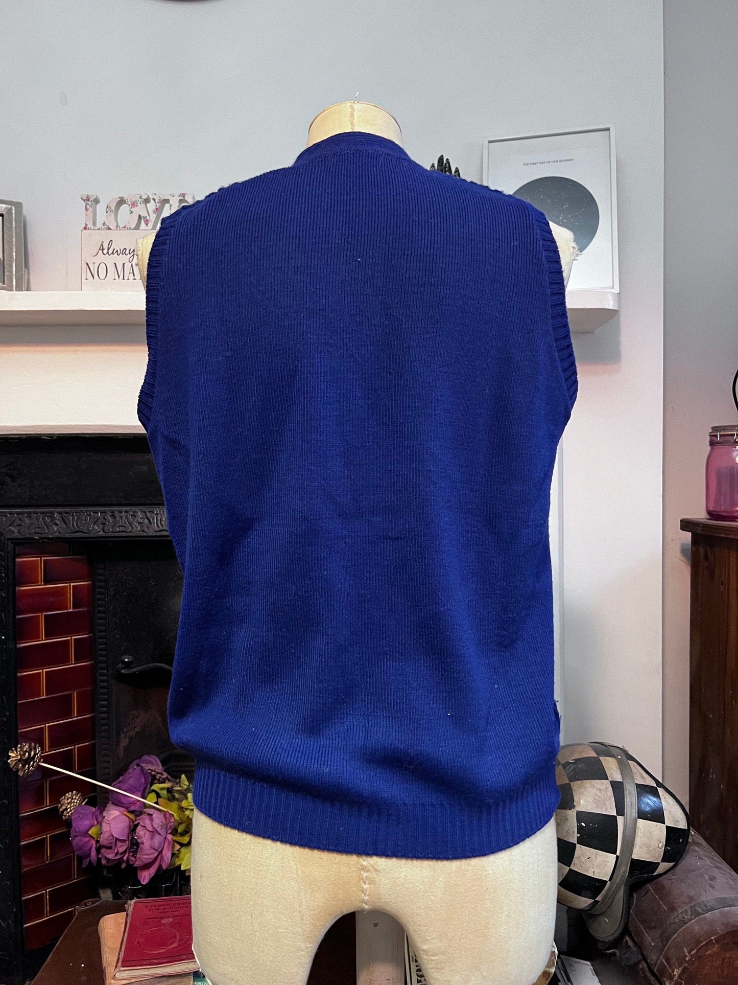 Vintage navy Cardigan sleeveless cardigan navy blue knit cardigan, navy vintage, knitwear, vintage vest, 70s cardigan Richard’s Shop Tank