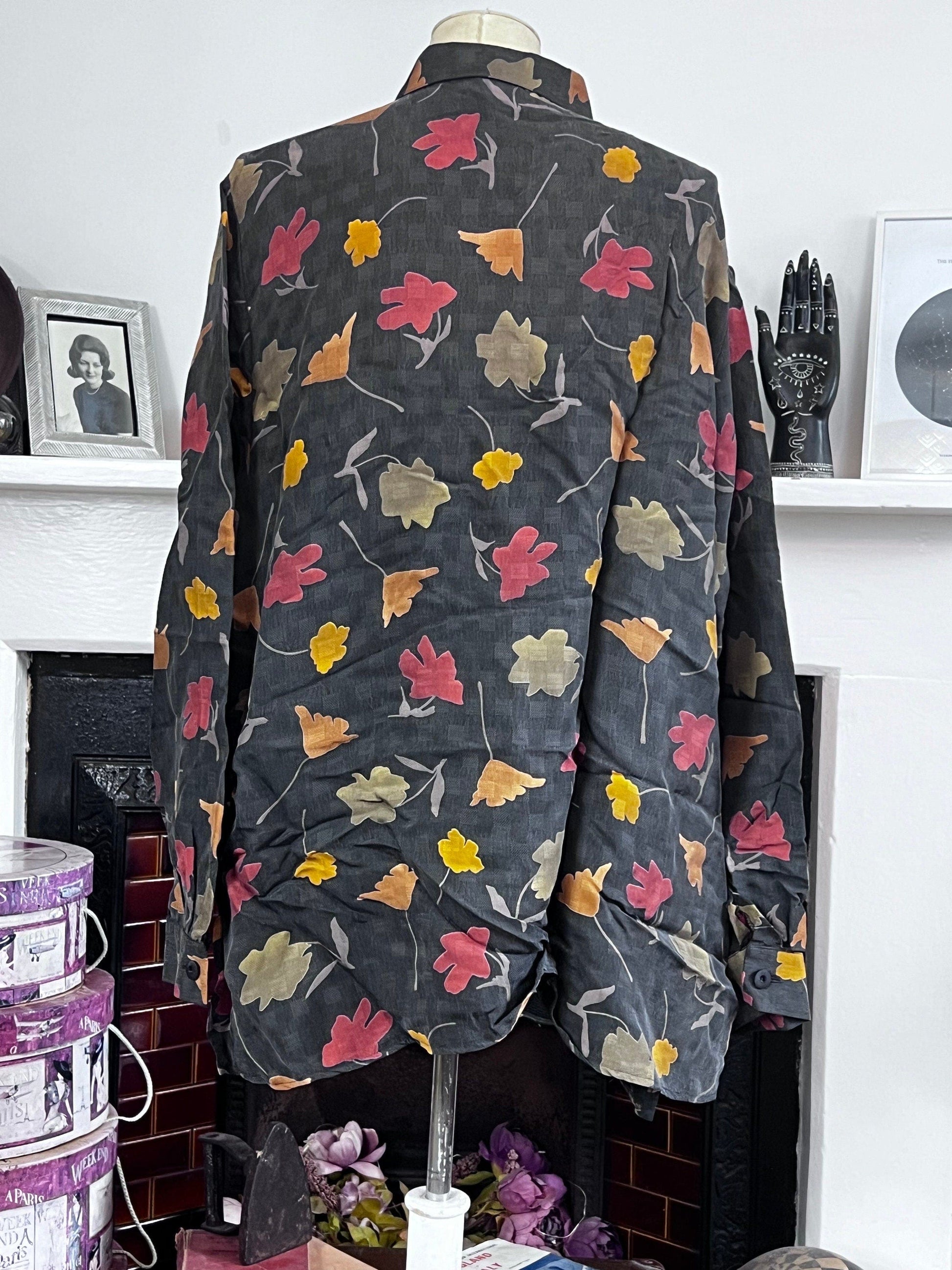 Vintage grey leaf pattern, Silk Blouse - long Sleeve oversized autumn leaf pattern silk vintage shirt, vintage blouse, vintage top, shirt