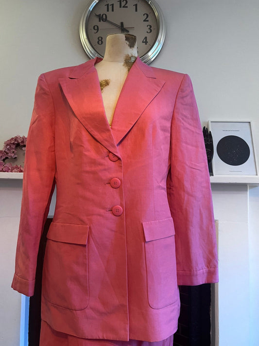 Vintage Silk Suit Linen Skirt Suit - pencil Skirt and longline blazer with pocket details Size UK12 - Pink 1990s