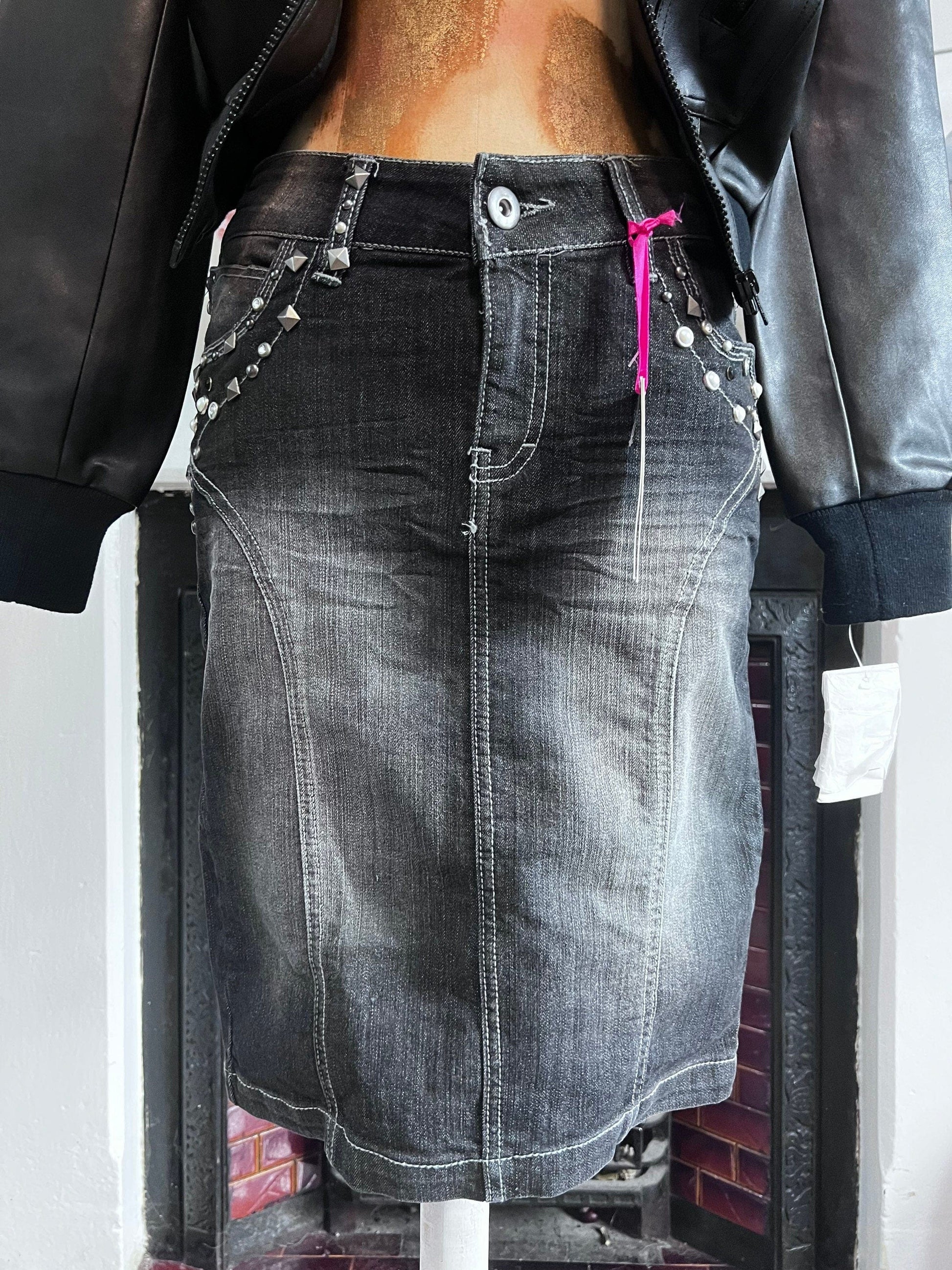 Vintage Black Denim Western Style Studded Skirt - dark stretch Skirt - Straight Denim Skirt 80s Black Stretch Skirt - UK10 - Unworn