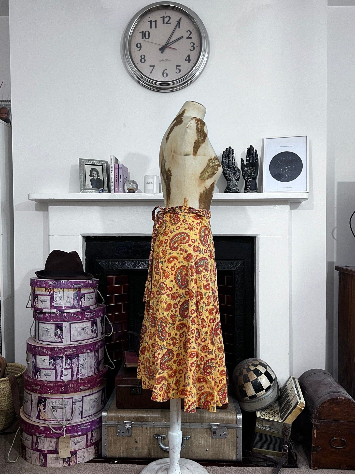 Vintage Skirt mustard Paisley Fabric Handmade wrap Skirt knee Length mustard Floral Vintage handmade skirt 1970 - Vintage - DAMAGED
