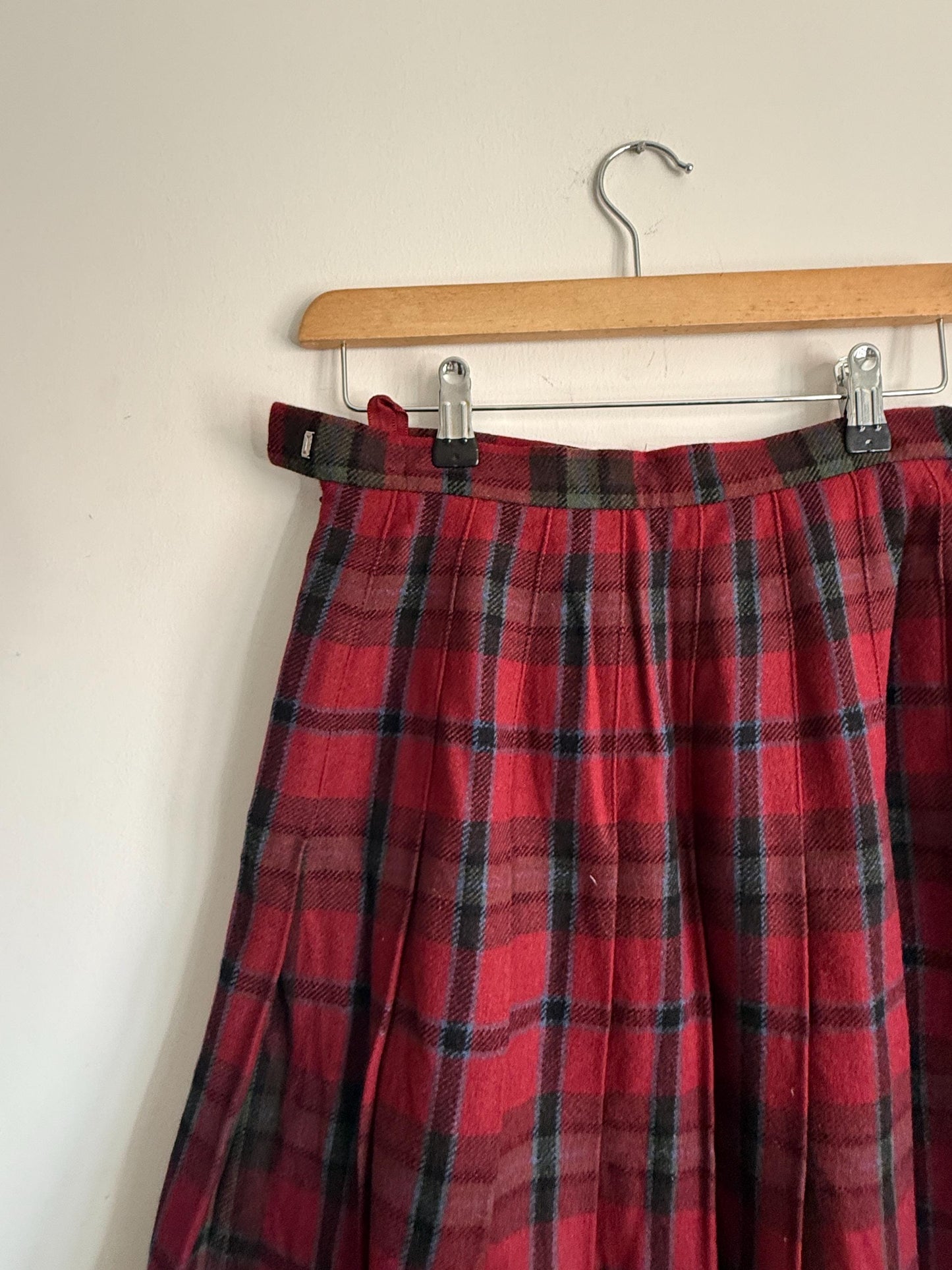 Vintage St Michael Pure New Wool Tartan Pleated Skirt | Made in UK | Size 8-10