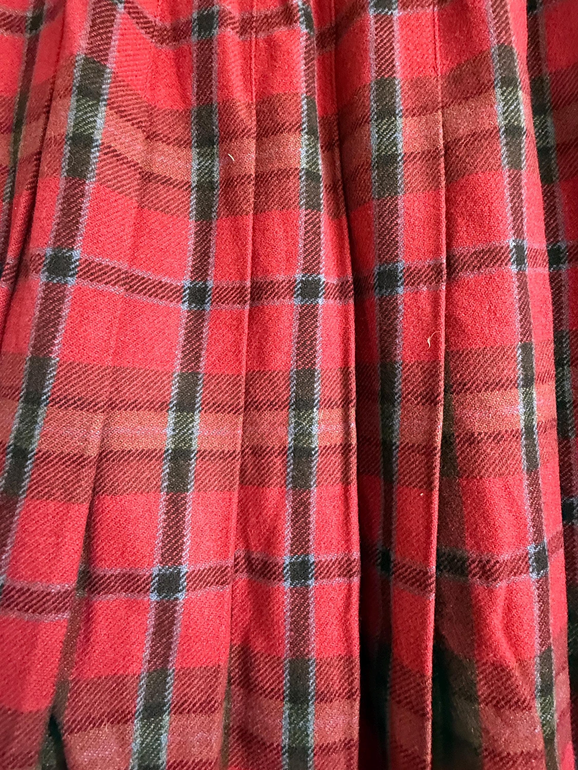 Vintage St Michael Pure New Wool Tartan Pleated Skirt | Made in UK | Size 8-10