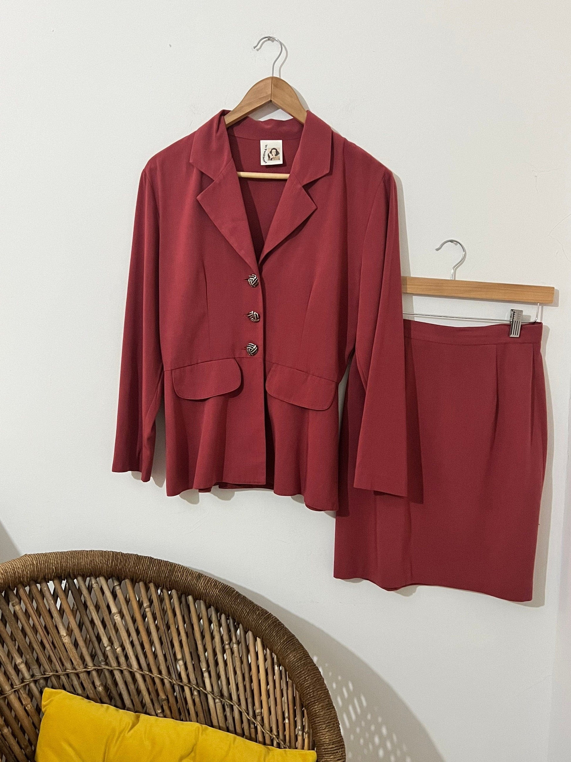 Deep Coral cotton Mix 80s Skirt Suit - Skirt and blazer Size 8-10