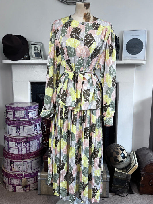 Co-ordinated Blouse and pleated skirt set Pink Brown Yellow, Floral 80s - Skirt set, Two Peice suit set, skirt set, blouse and skirt set