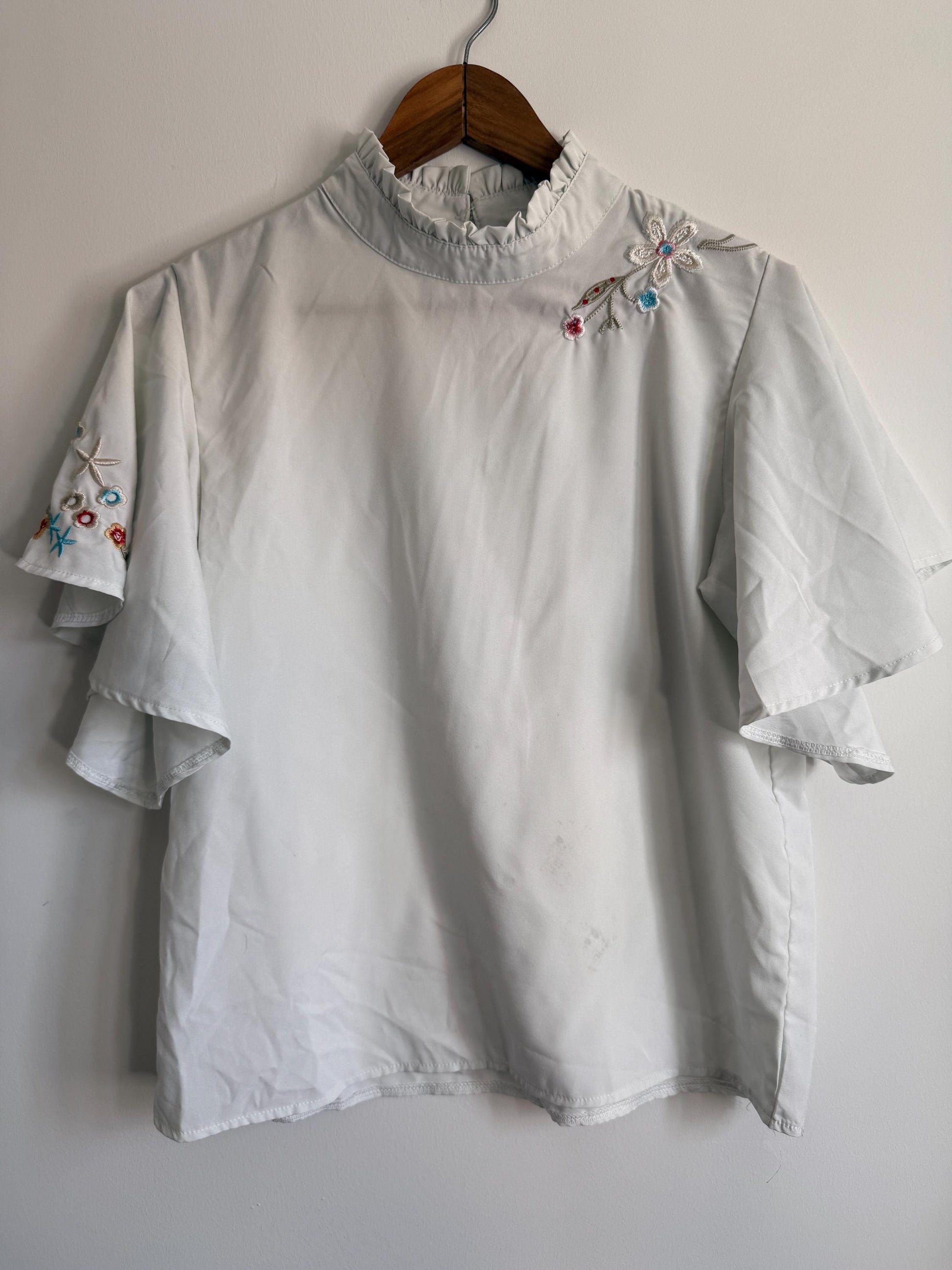 Vintage White Embroidered Flutter Sleeve Blouse | Floral High Neck Top | UK 12-14