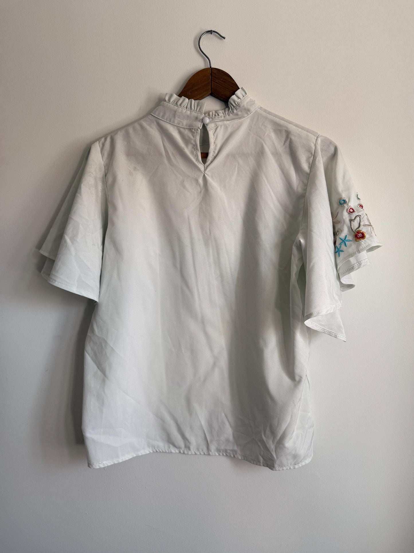 Vintage White Embroidered Flutter Sleeve Blouse | Floral High Neck Top | UK 12-14